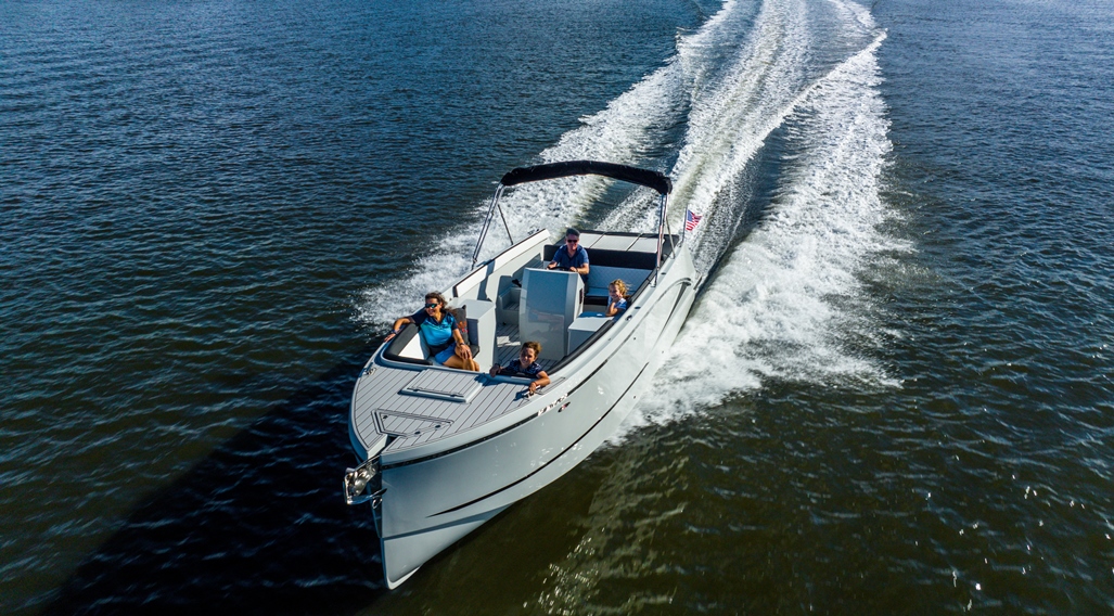 Maxima Boats 740