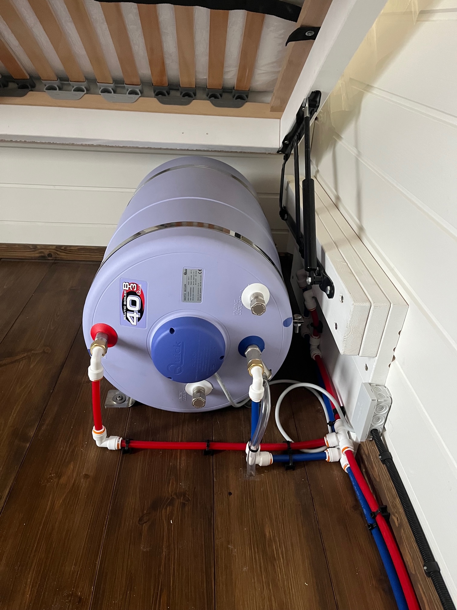 Nordic Season NS 43 Eco 45m2 Houseboat