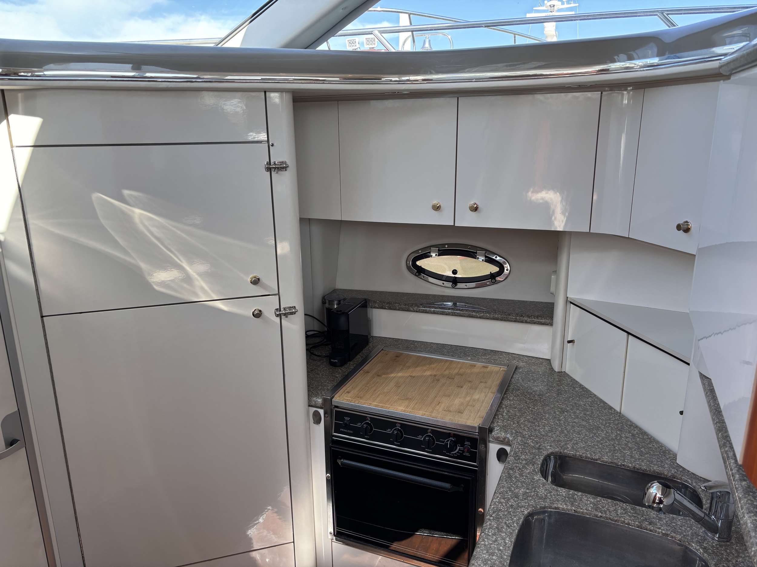 Maxum 4100 SCA