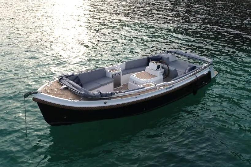 Interboat Intender 820 hoofdfoto: 1