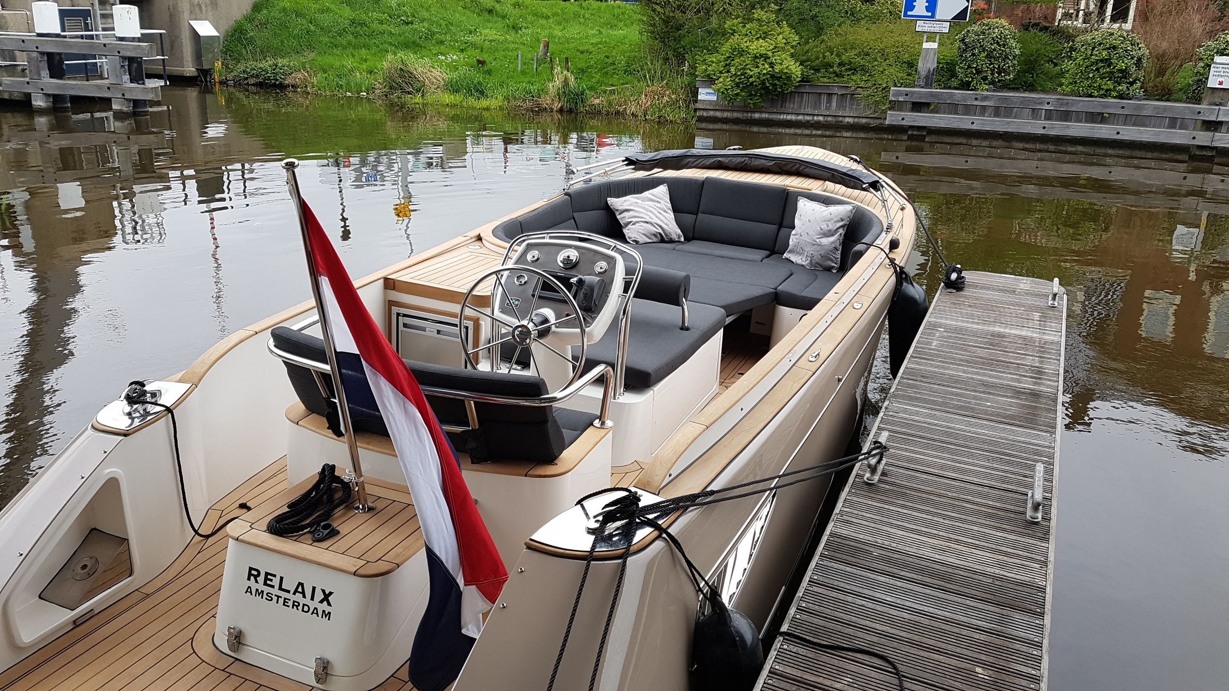 Menken Hudson 26
