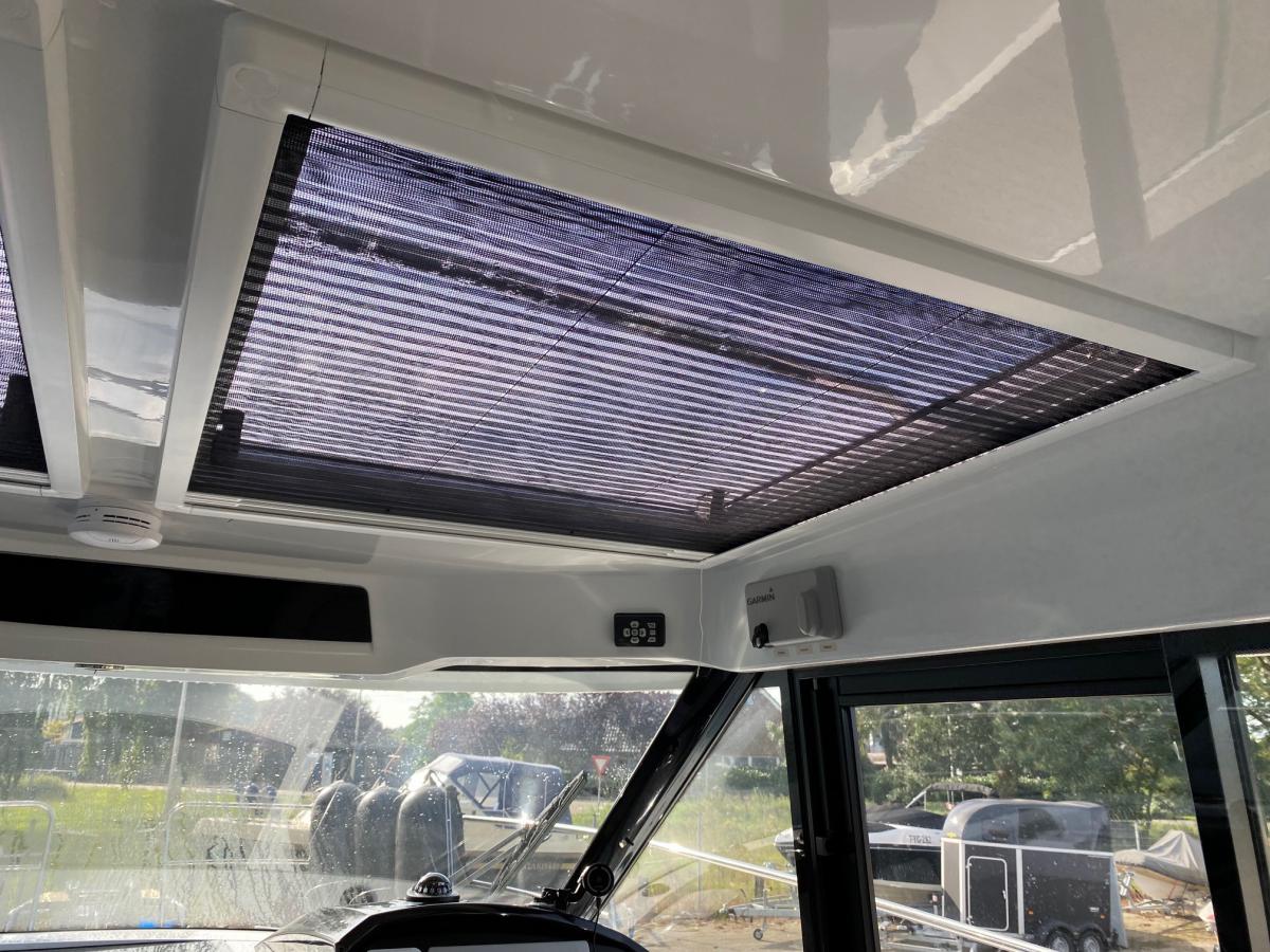 Jeanneau Merry Fisher 895 Offshore Full options with Joystick