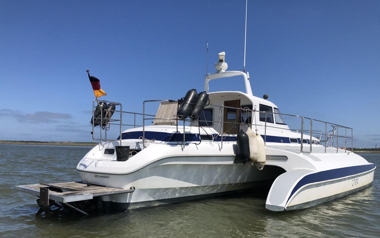 Motor Yacht Danish Rose Trimaran 14.30