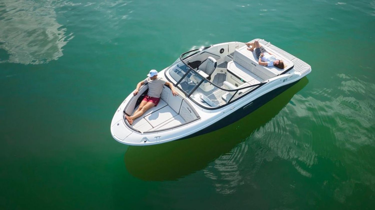 Sea Ray SPX 190 Nieuw Model (Harlow Coconut Bekleding)