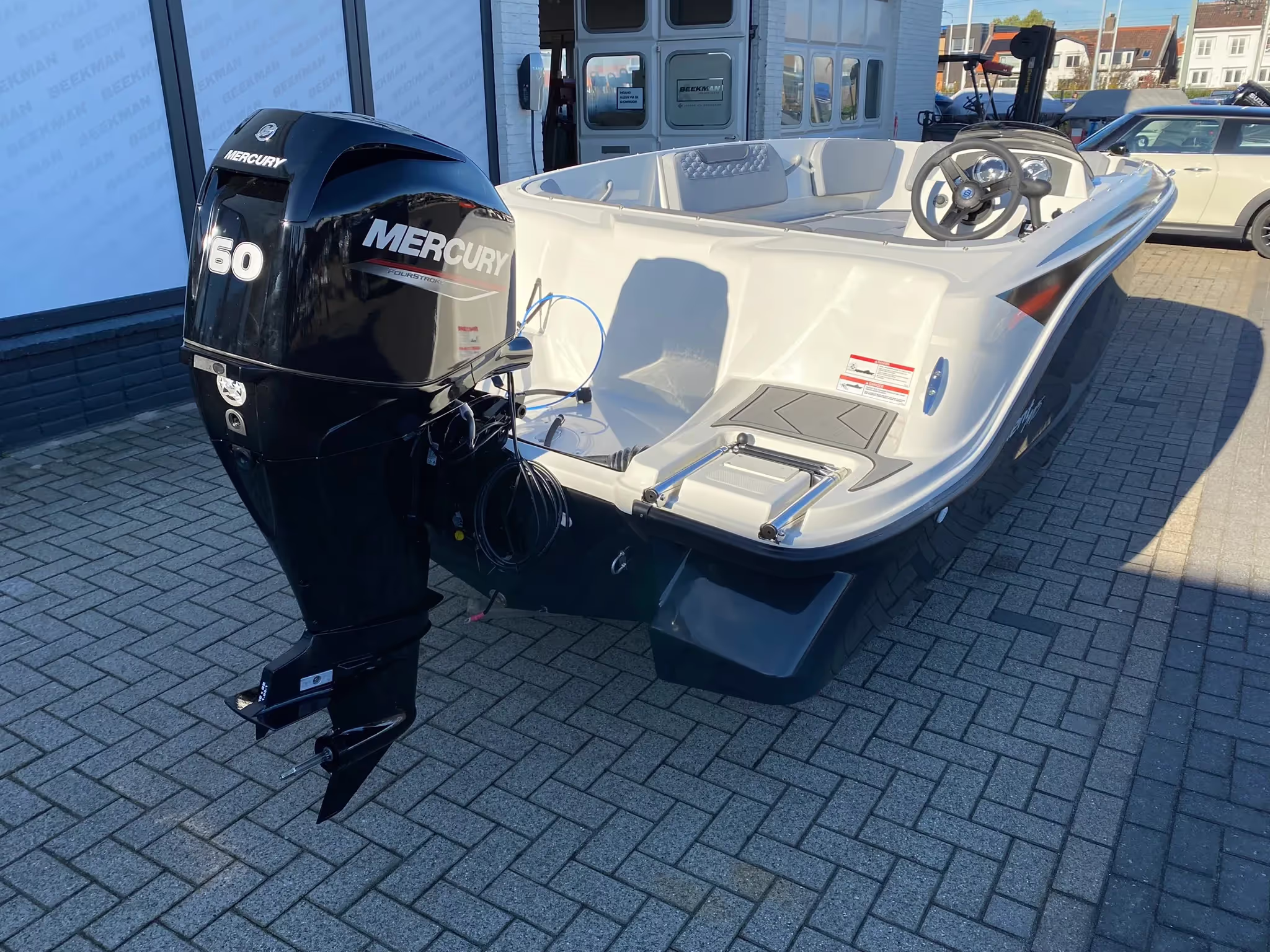 Bayliner Element M15