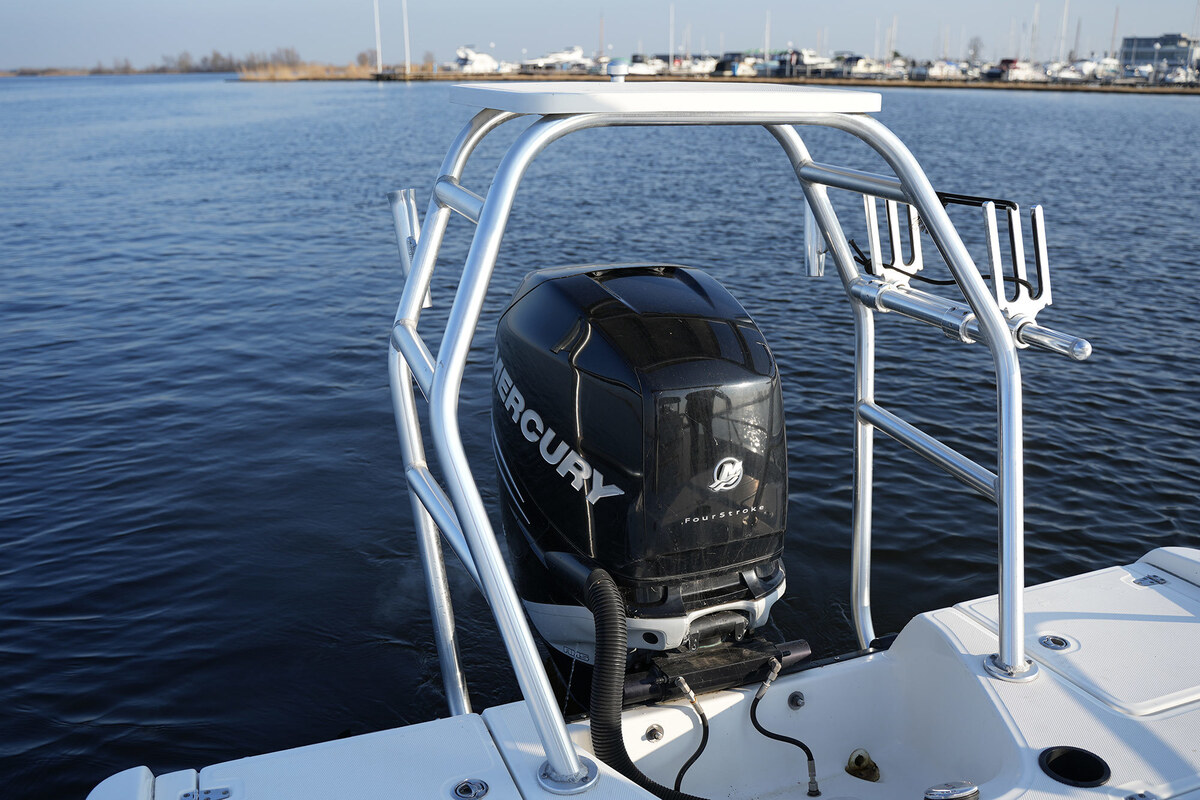 Boston Whaler 230 Dauntless