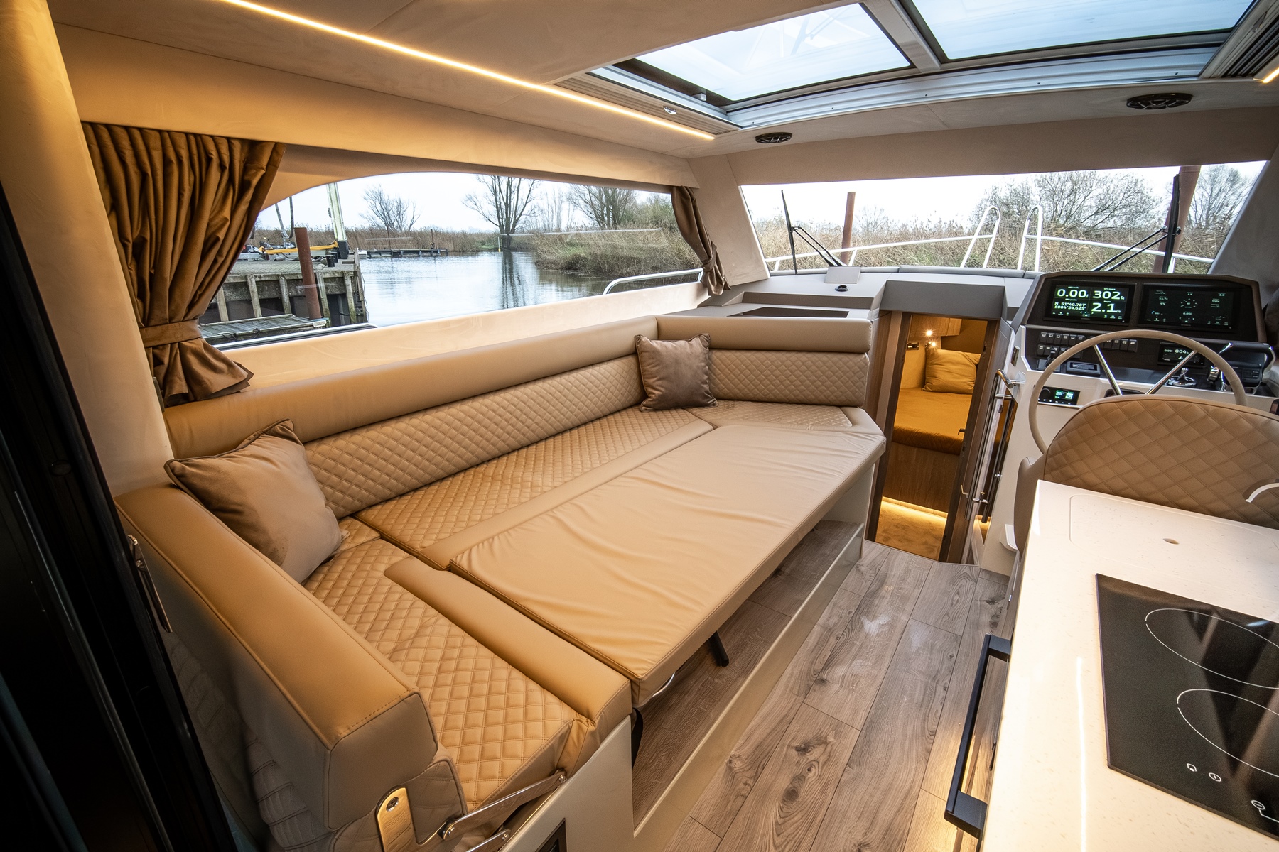 Maxima Boats 37 met Yanmar 320 pk