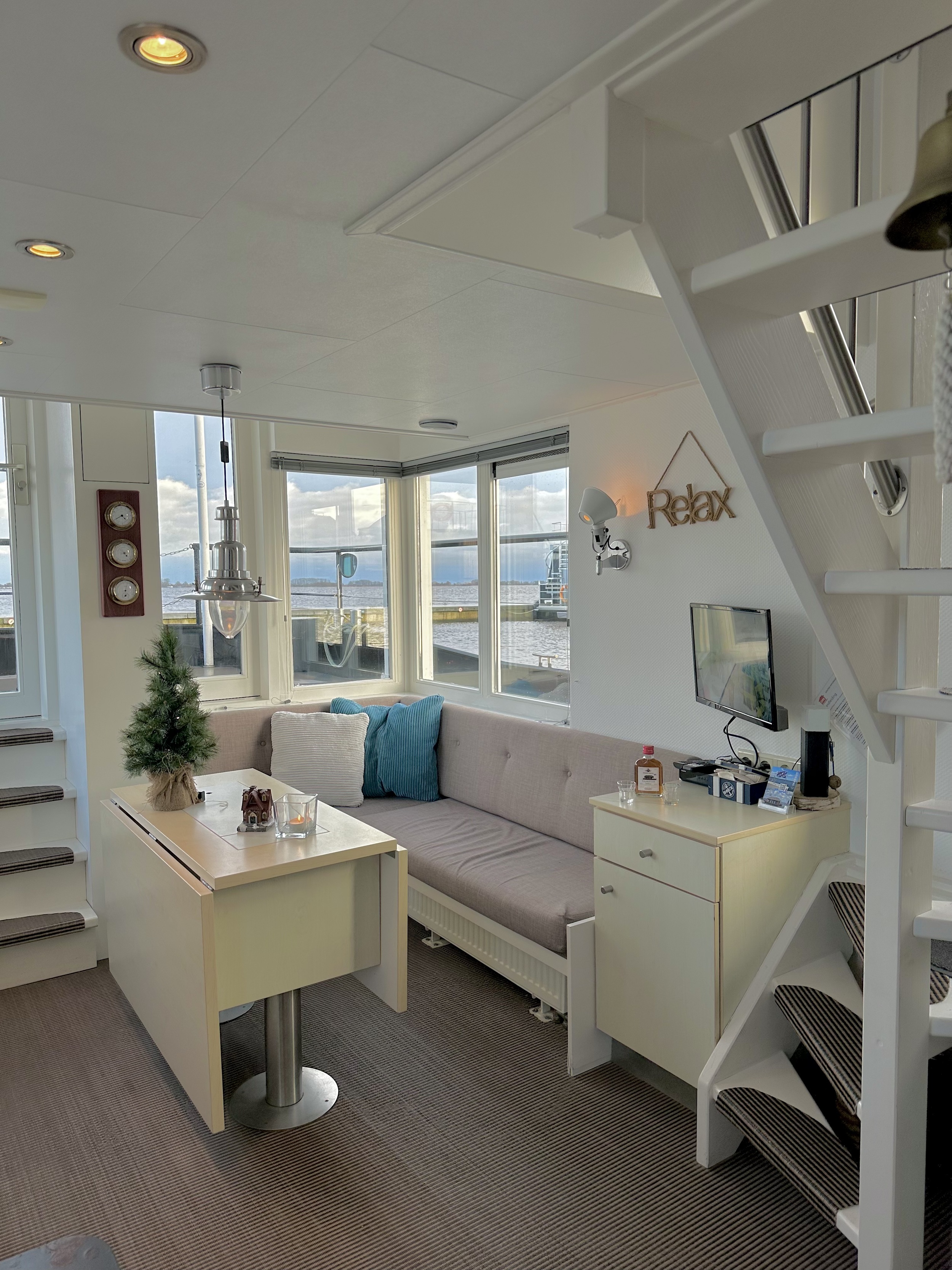 Prins HomeShip 1350 | VaarHuis | Houseboat | Flark | Ligplaats Overneembaar