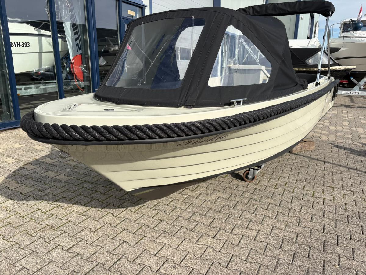 Reest Sloep 555 Tender