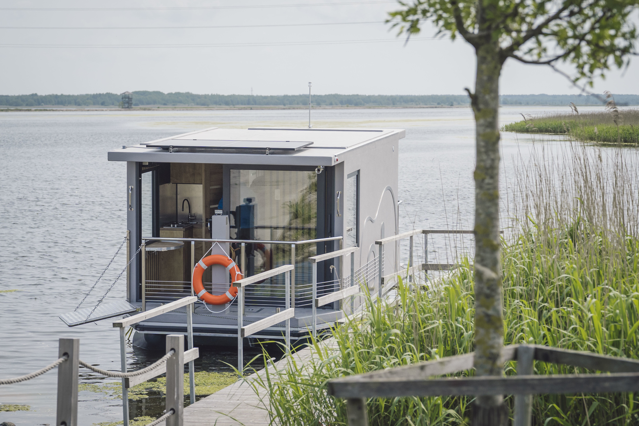 SHB Houseboat GTR 6.3