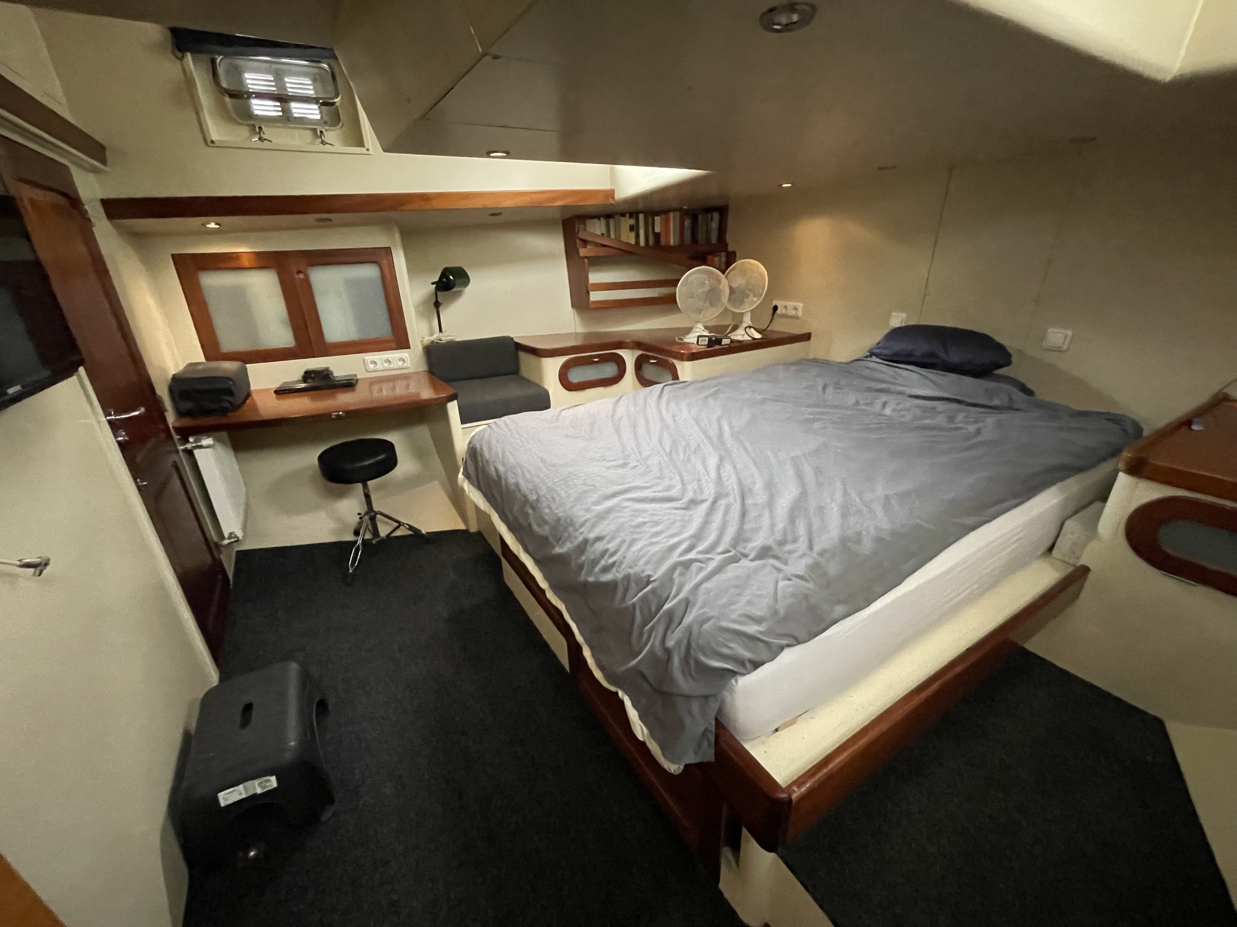 Dykstra Schooner 77, Midzwaard