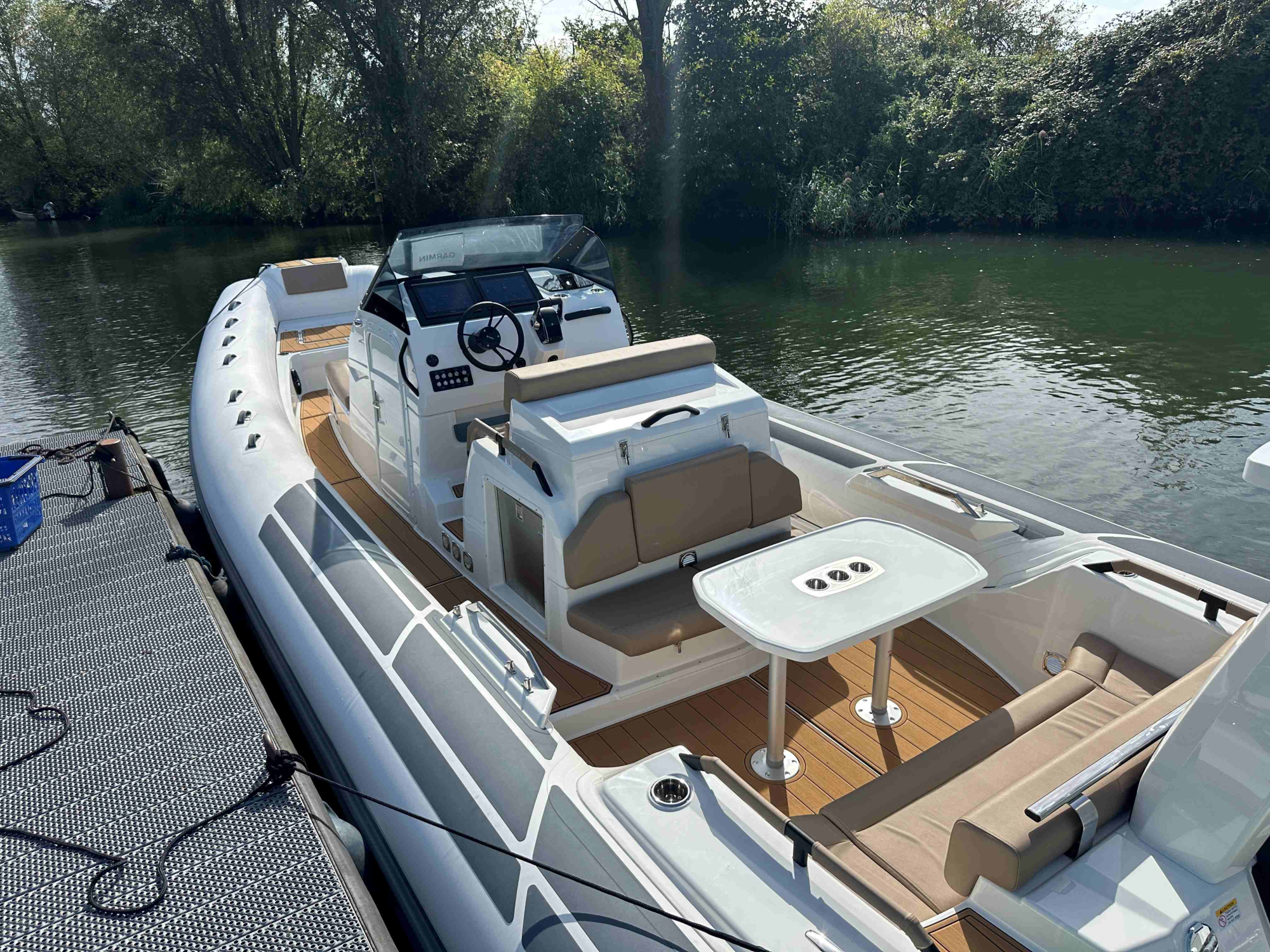 Brig Ribs AANBIEDING - Brig Eagle 10 met 2x Mercury Verado 300 pk op voorraad!