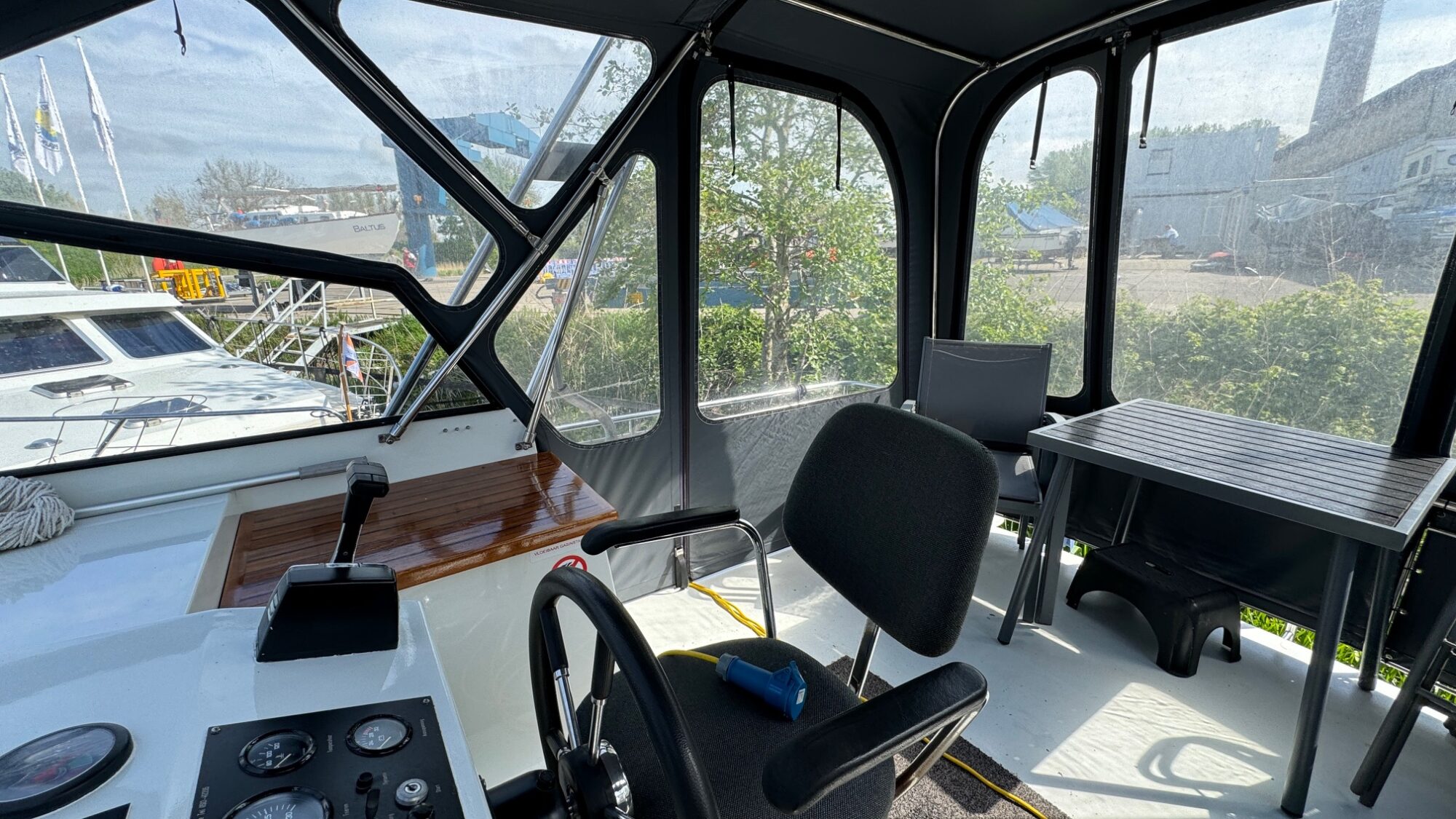 Vri-Jon Contessa 37 AK Cabrio