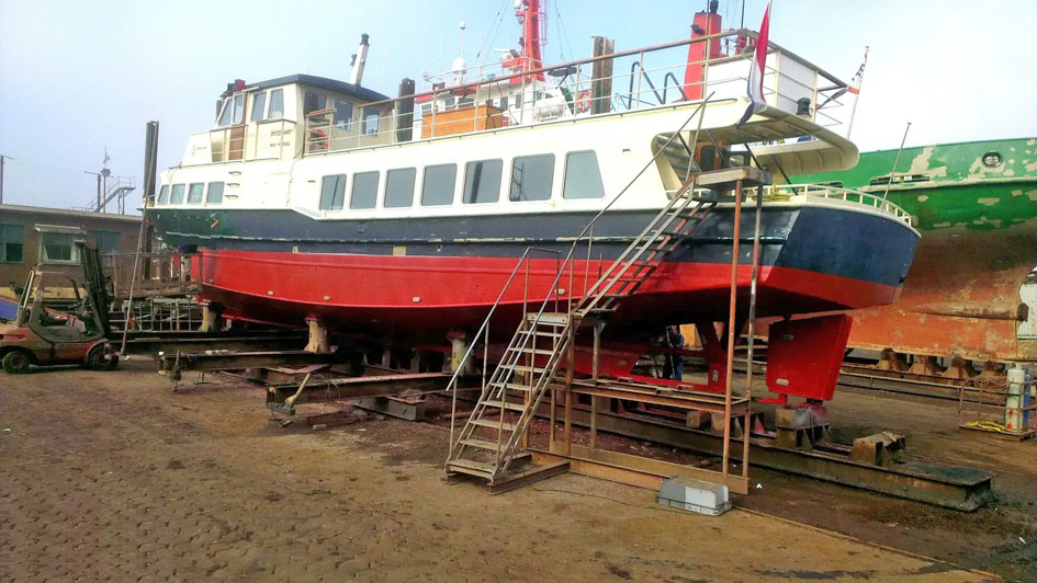 Dagpassagiersschip 152 pers