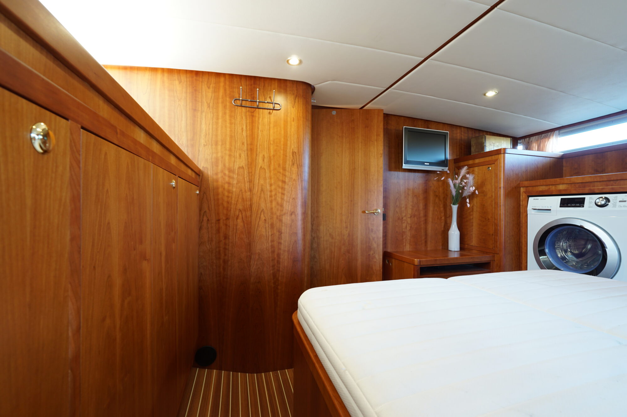 Valkkruiser Challenger 45 VS