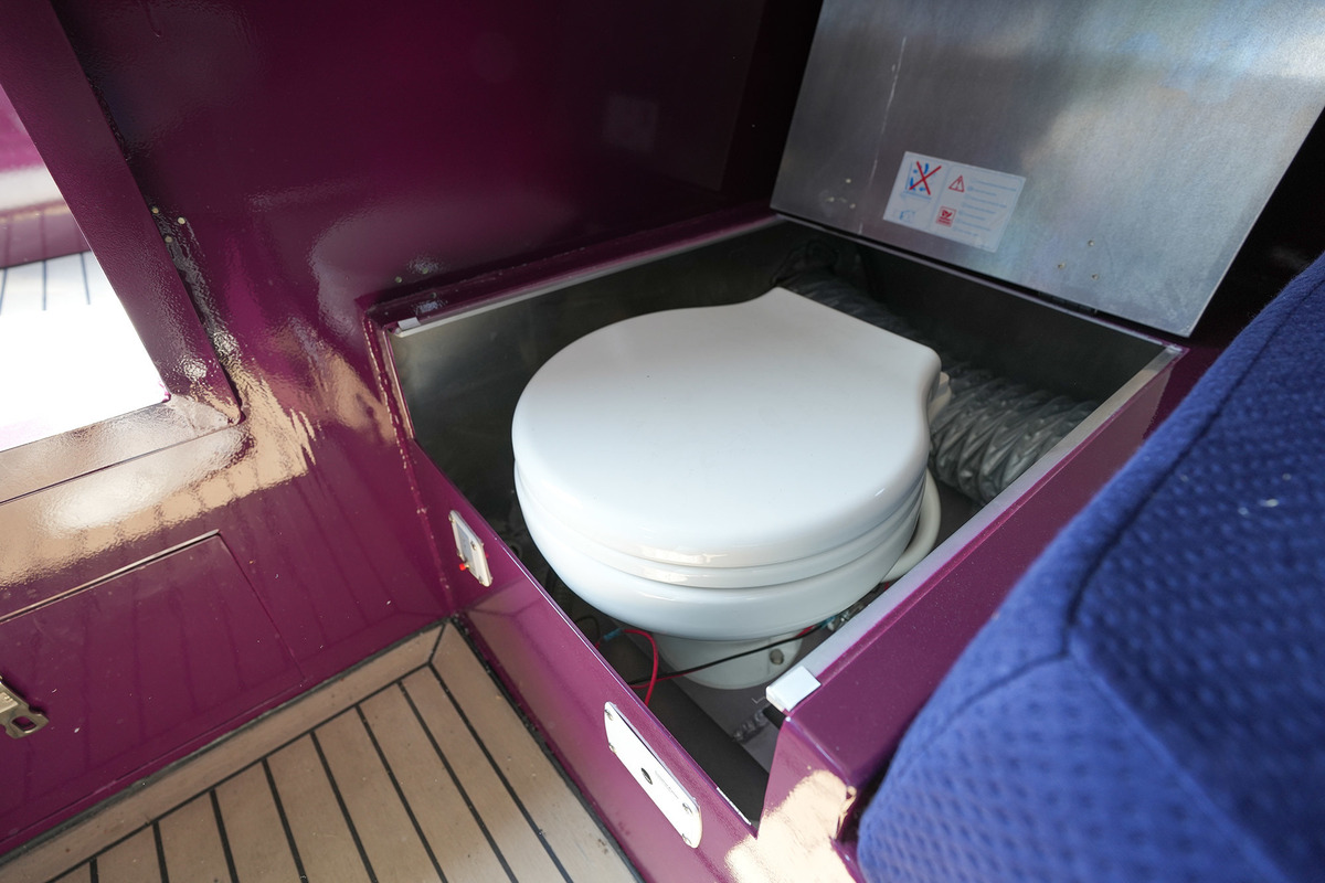 Waterman 8.0 Cabin