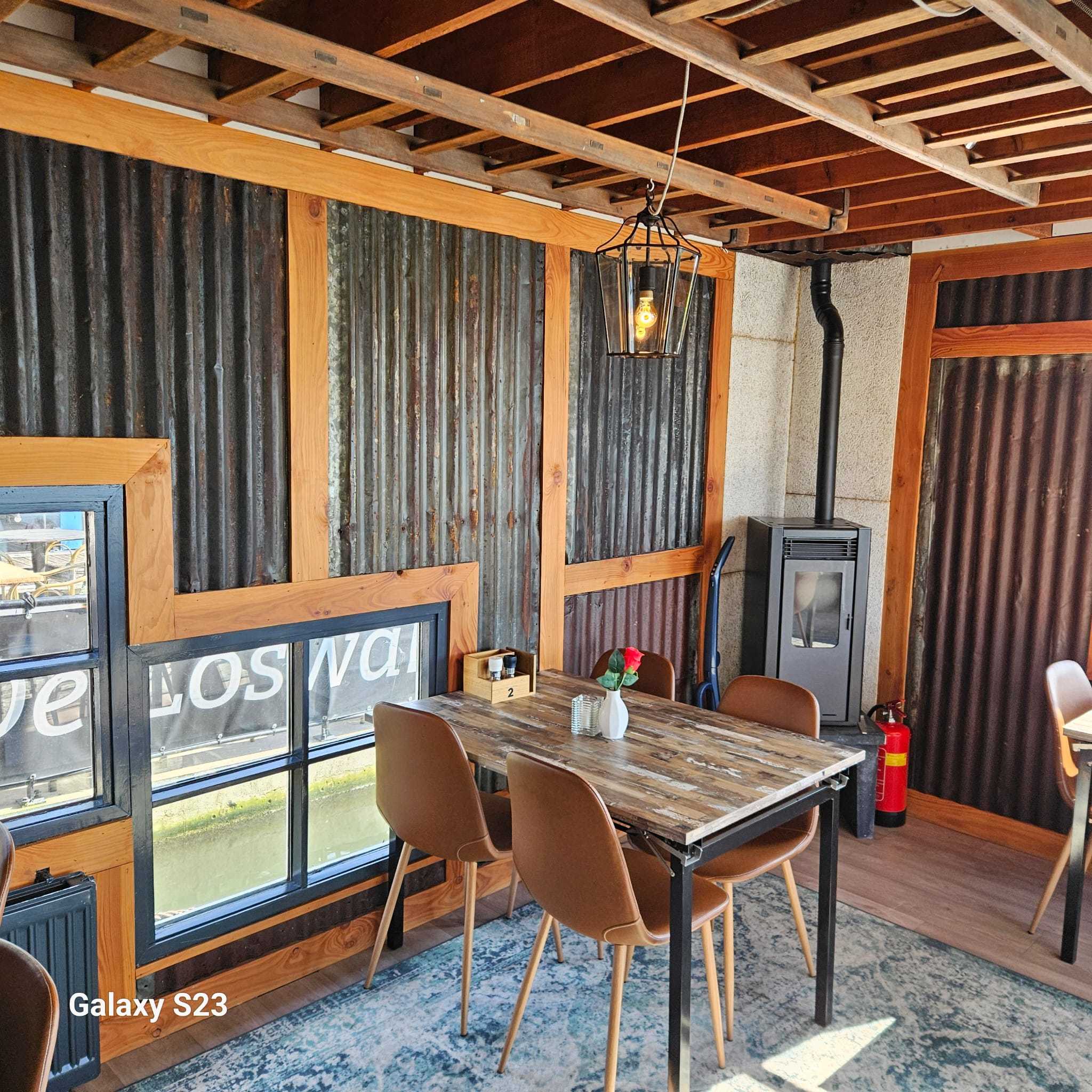 Drijvend Restaurant Houseboat