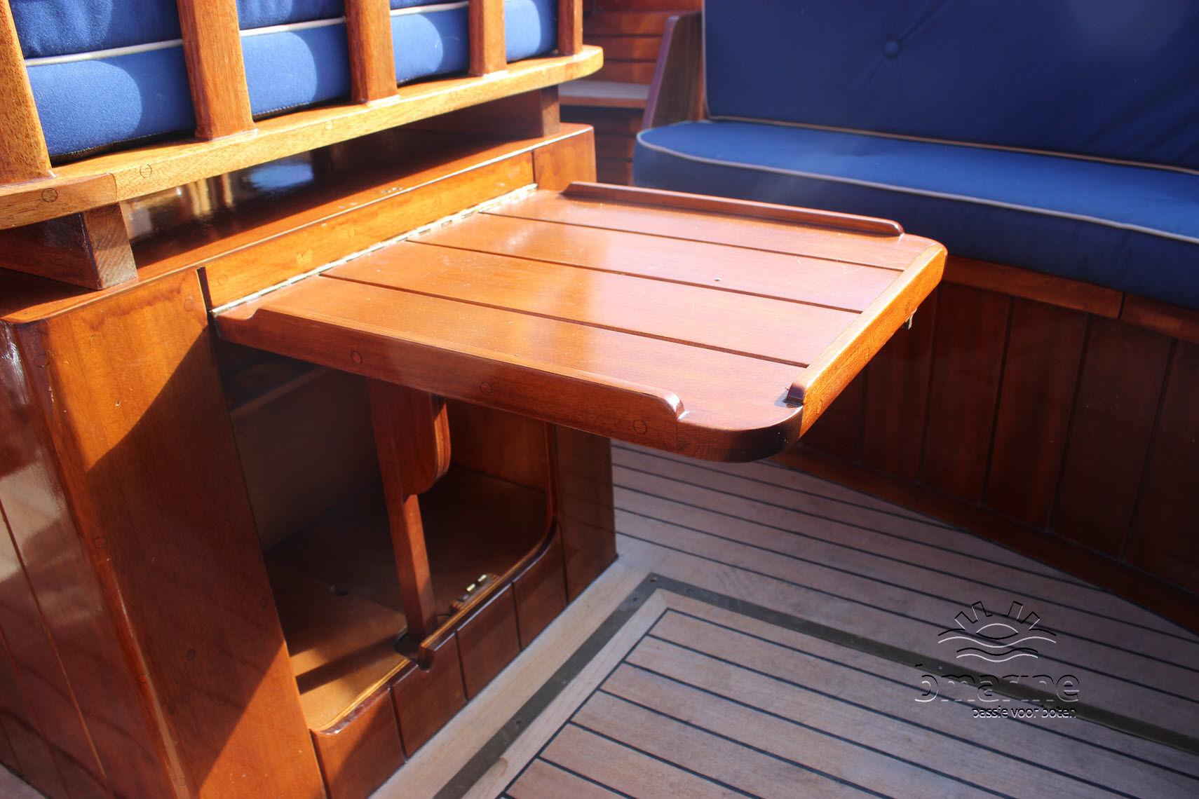 Breedendam 825 Cabin