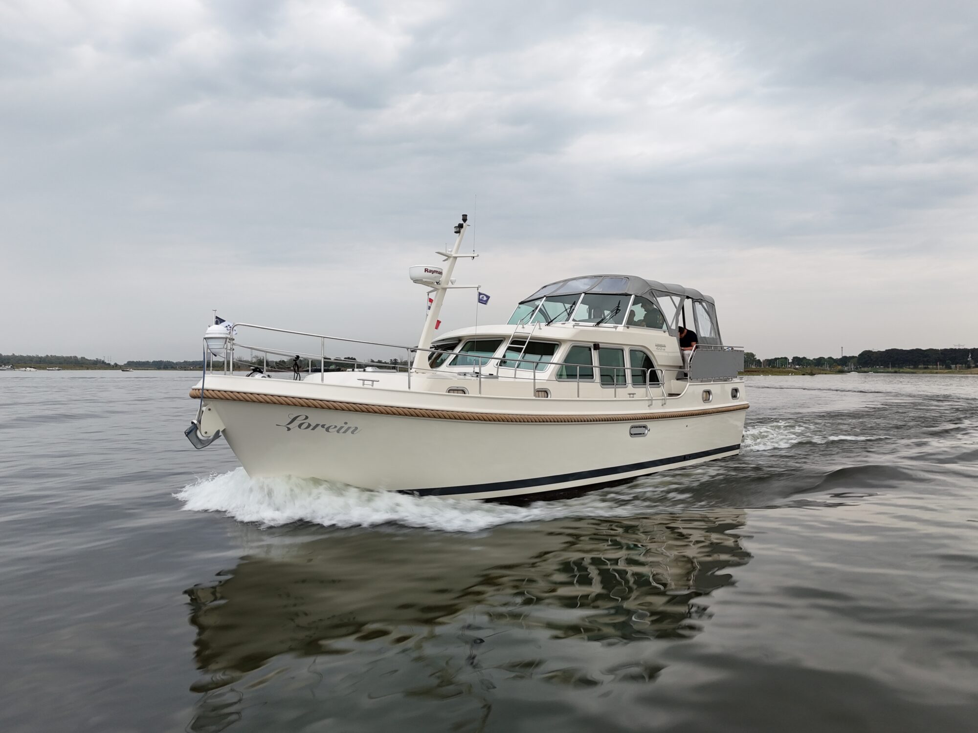 Linssen Grand Sturdy 40.9 AC