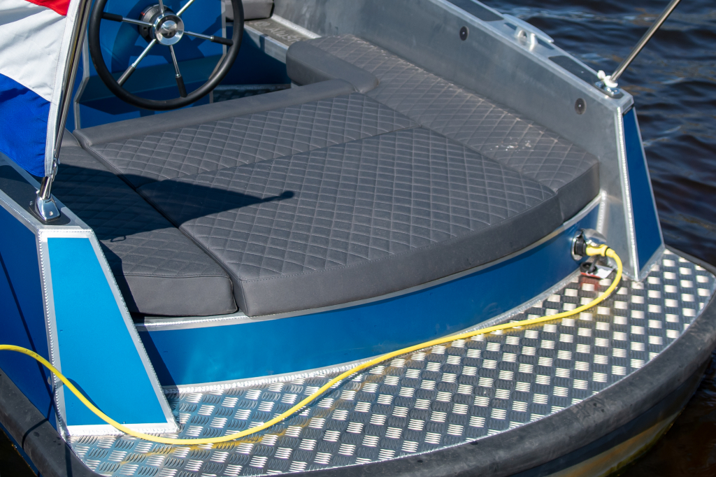 AluShip E-Tender 600