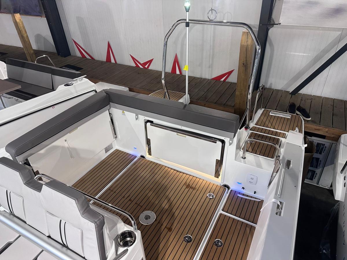 Jeanneau Cap Camarat 7.5 WA Serie 3