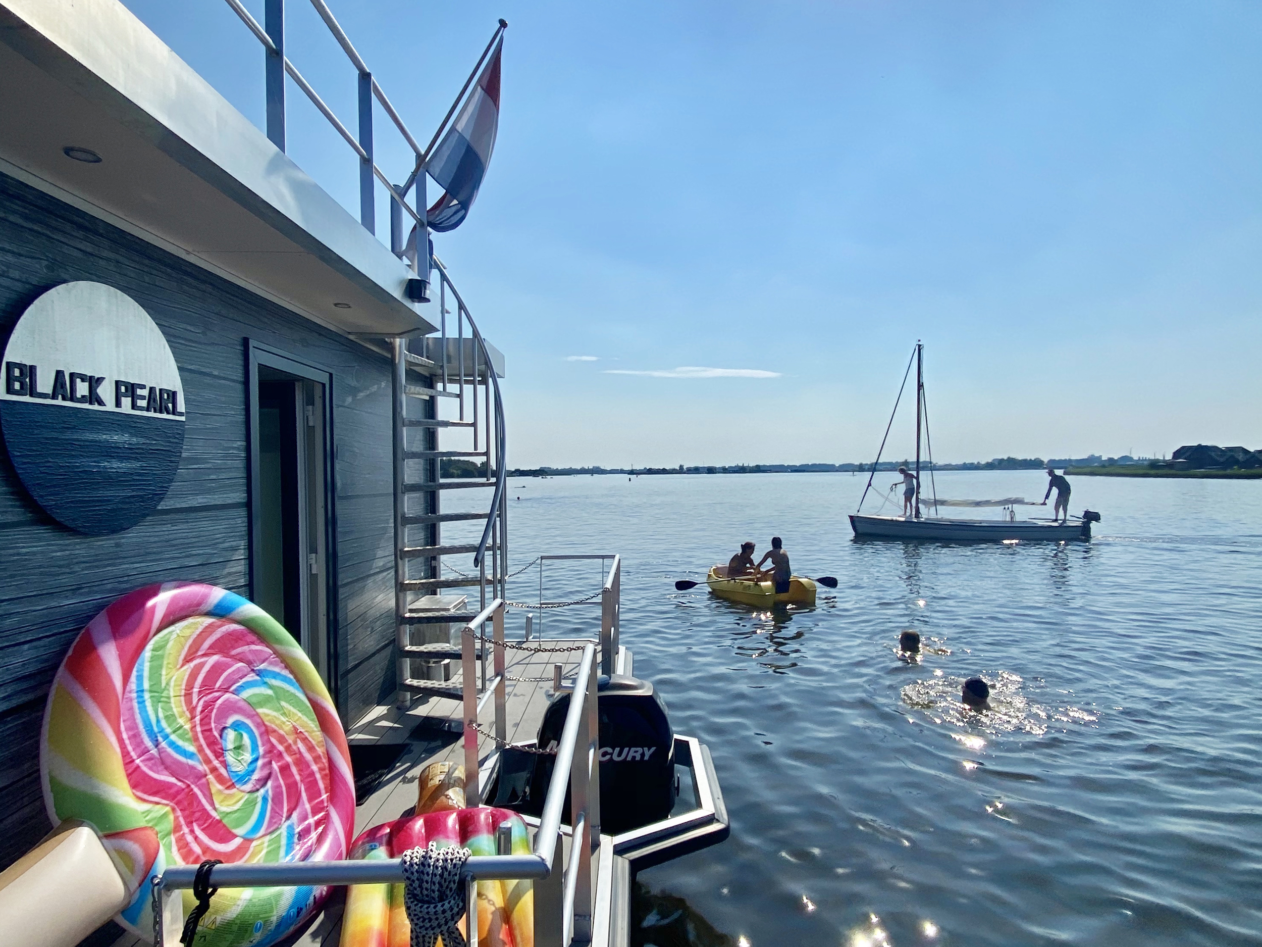 VaarAppartement 'Black Pearl' Houseboat - Panoramahut