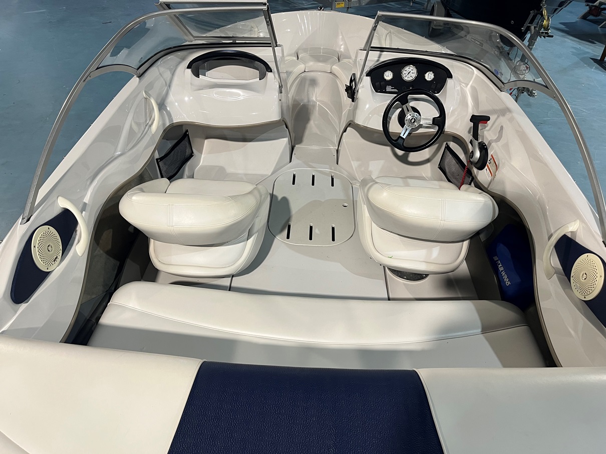 Fourwins 180LE met Mercruiser 3.0L 135PK uit 2010! 