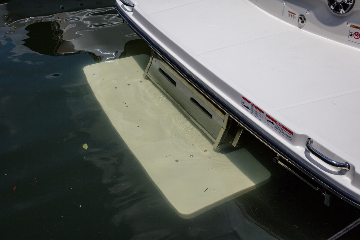Sea Ray SLX 310