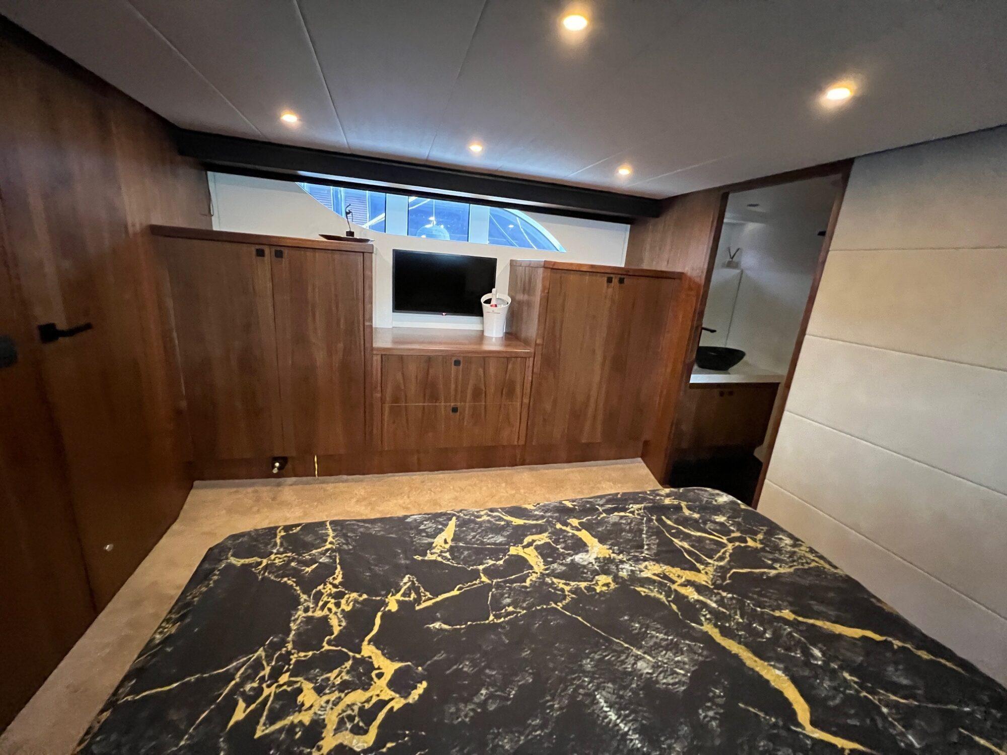 Van den Hoven Van den Hoven Executive 15.00 MK II