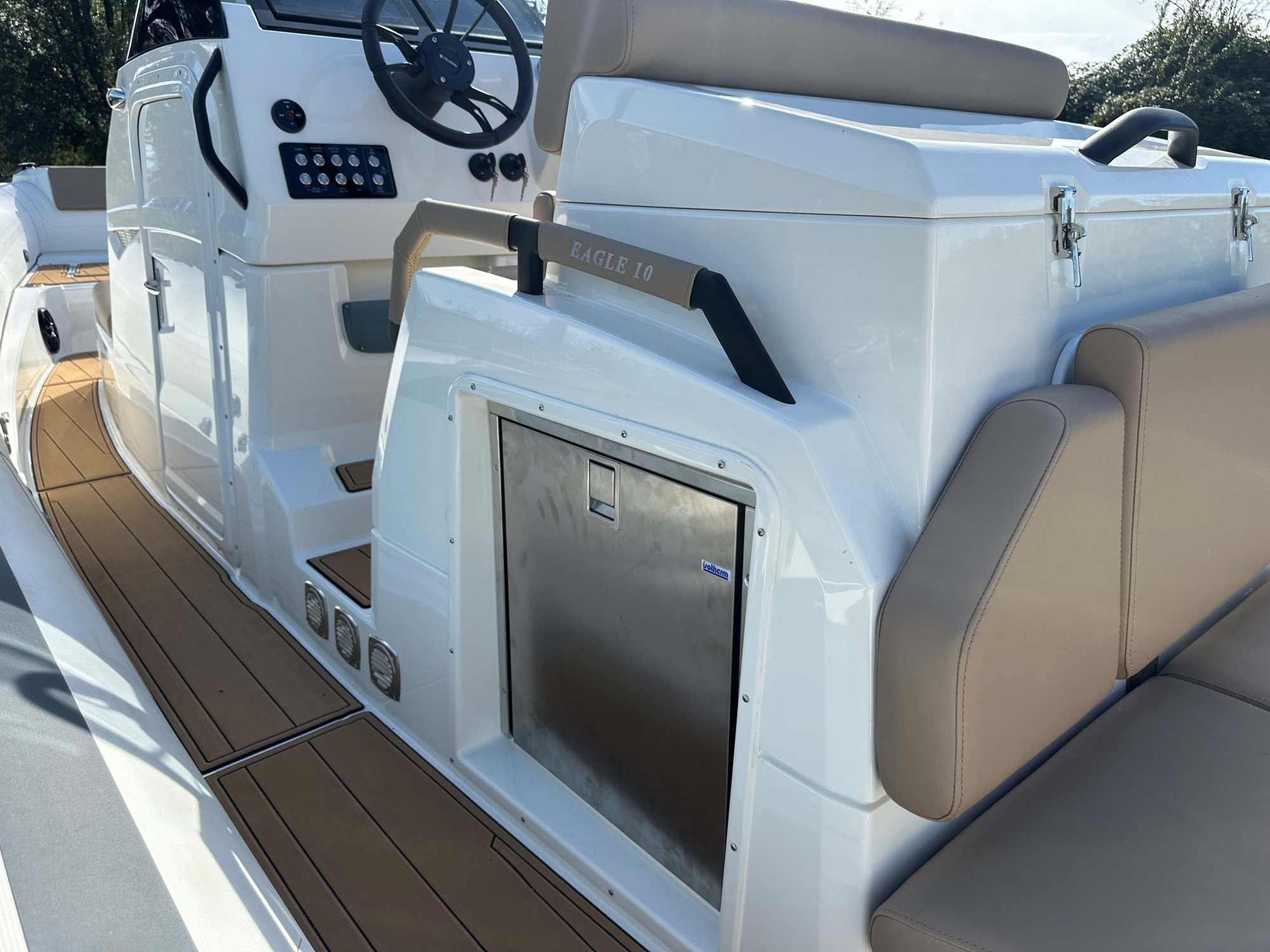 Brig Ribs AANBIEDING - Brig Eagle 10 met 2x Mercury Verado 300 pk op voorraad!