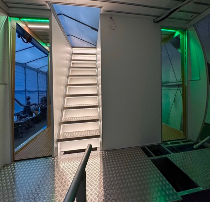 Houseboat Holiday Sun Deck 60