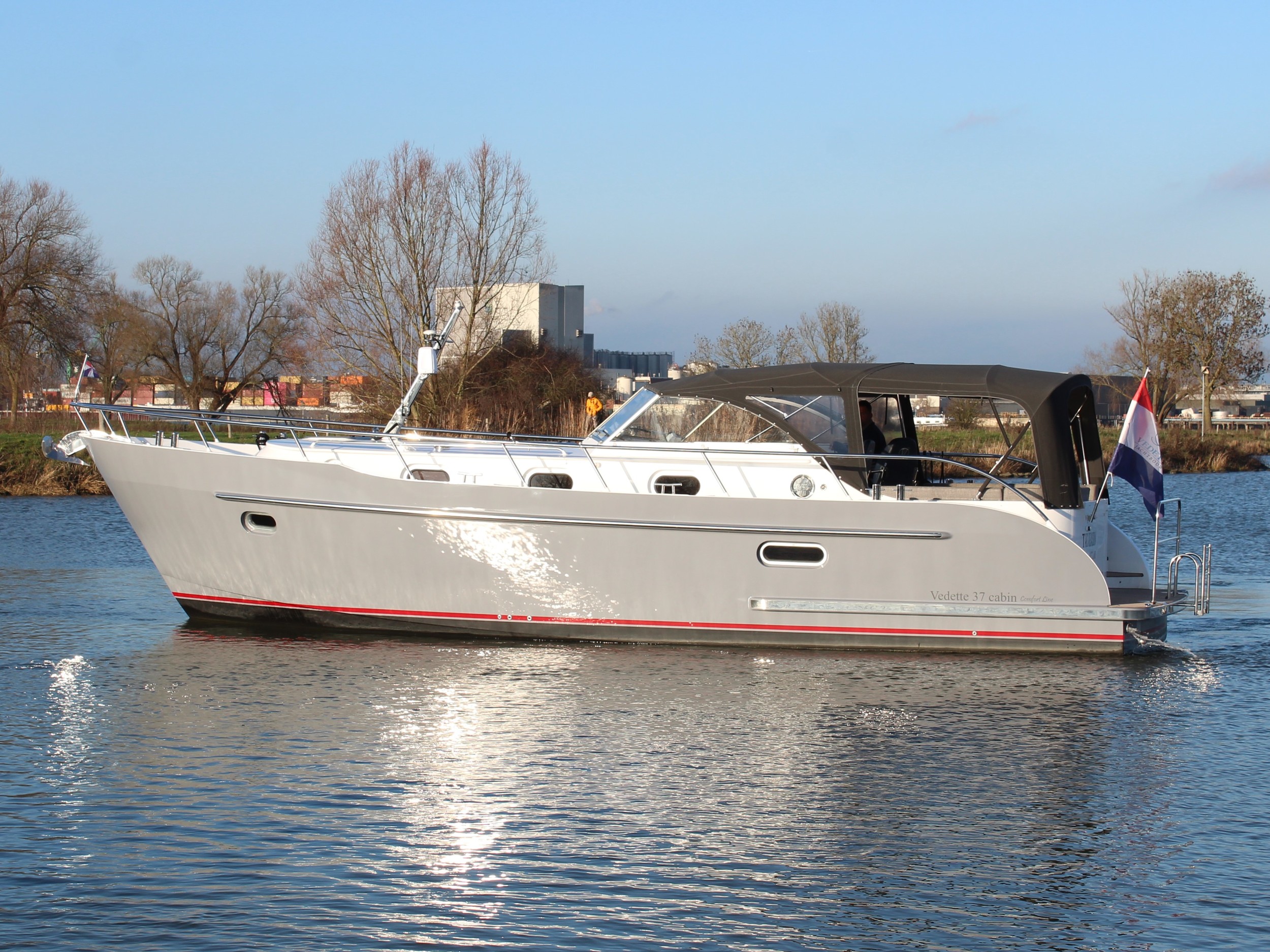 Vedette 37 Cabin Comfort Line