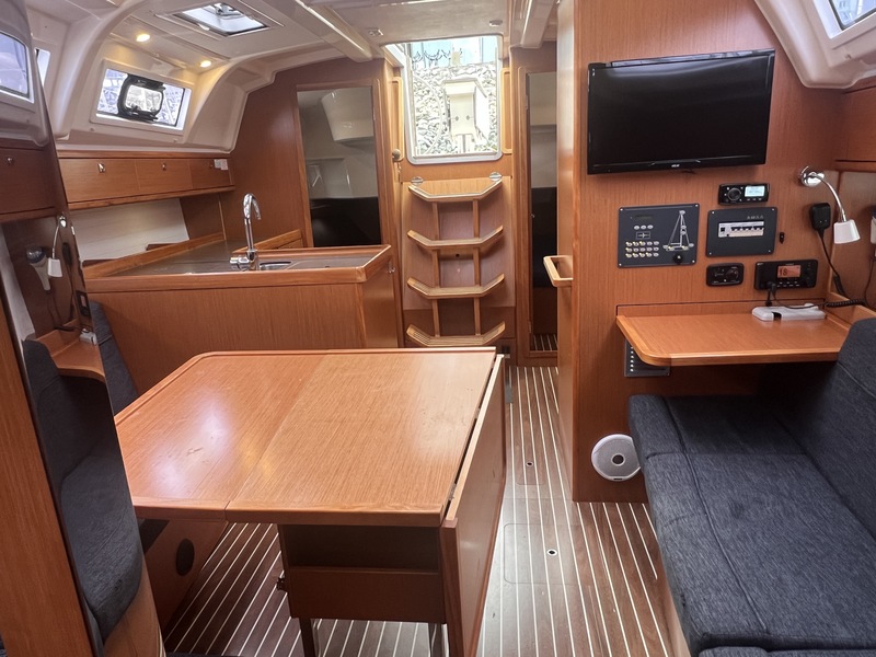 Bavaria Cruiser 37-3