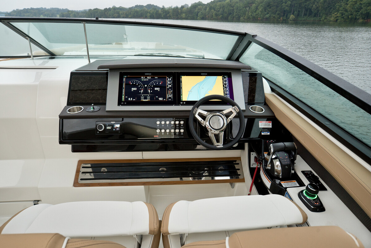 Sea Ray SLX 400