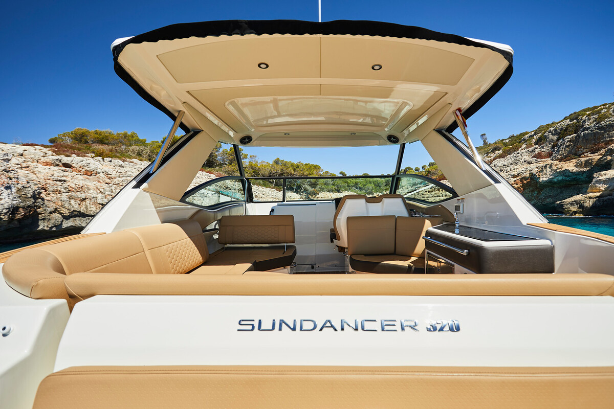 Sea Ray Sundancer 320