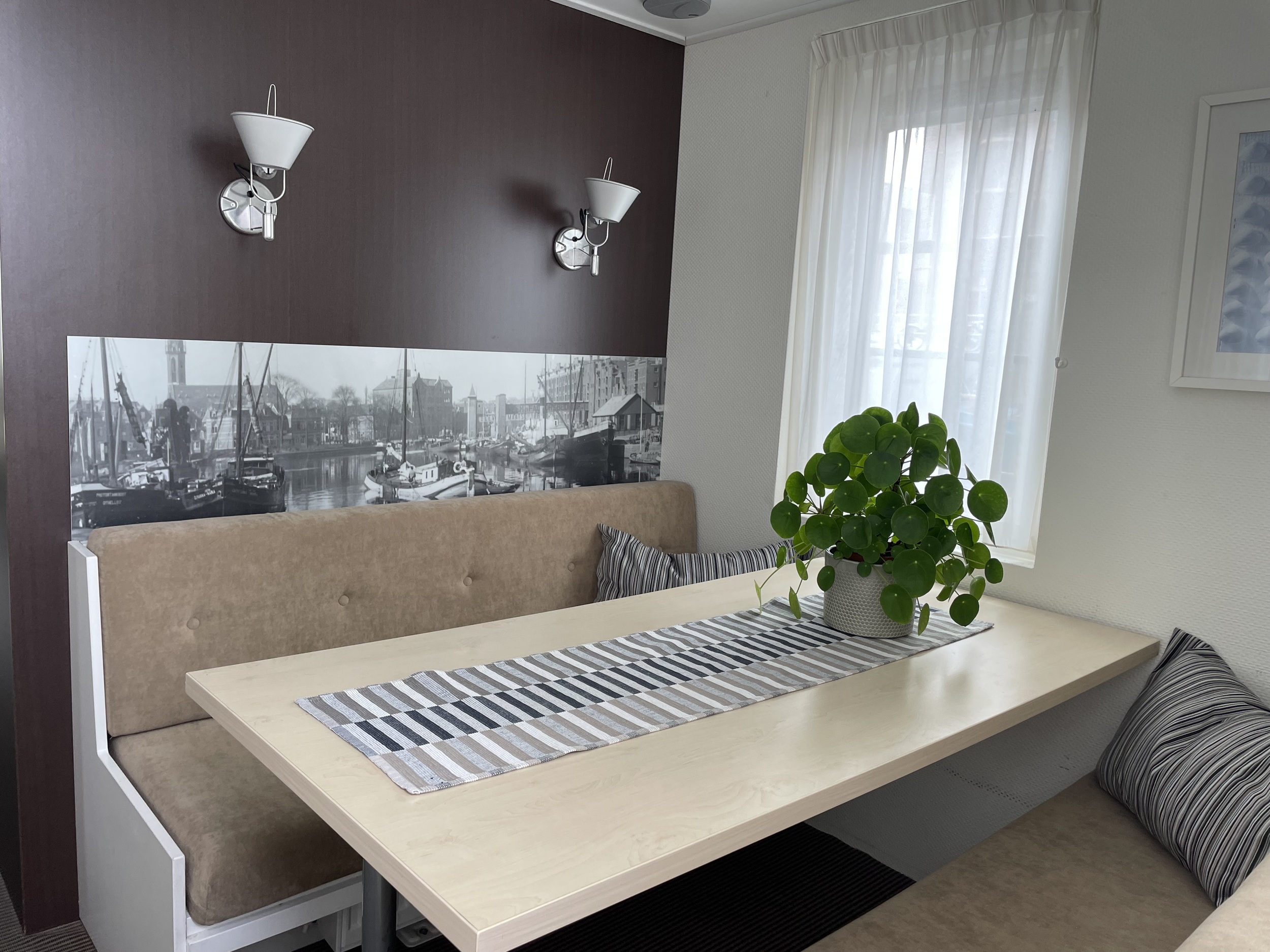 PRINS HOMESHIP 1350 Houseboat Flark