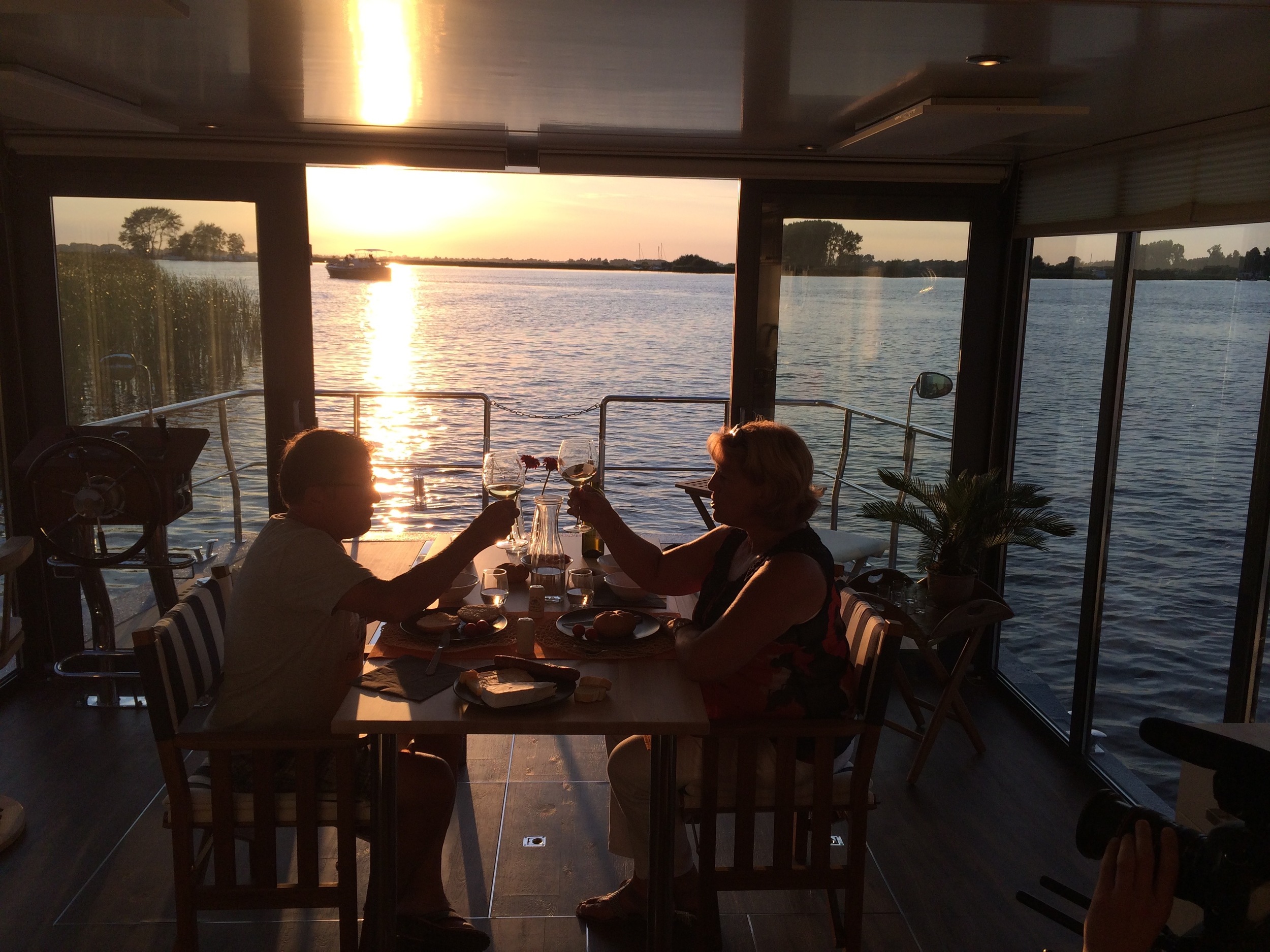 La Mare Houseboat Met Ligplaats Model DFS Aluminium