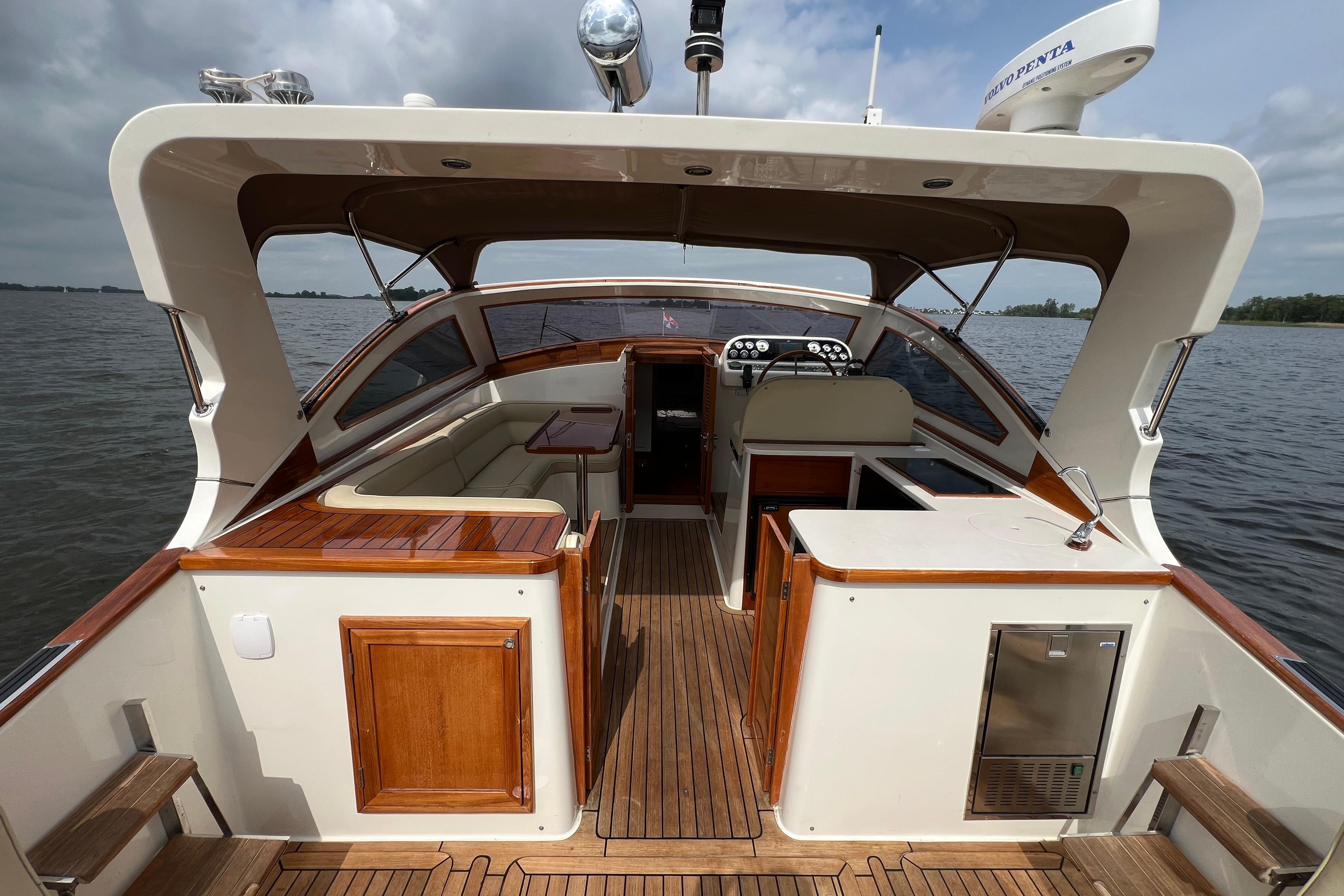 Long Island 40 Runabout