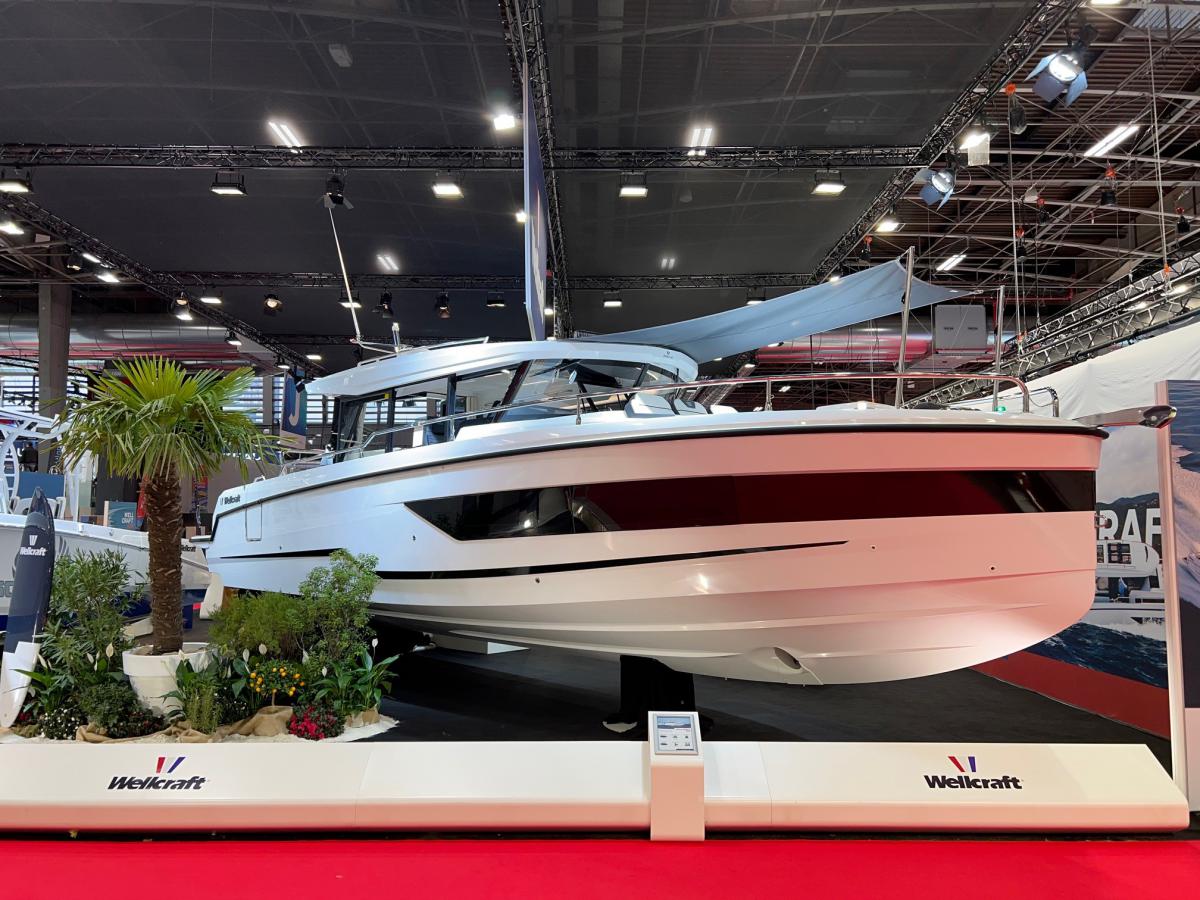 WELLCRAFT 355 Explorer