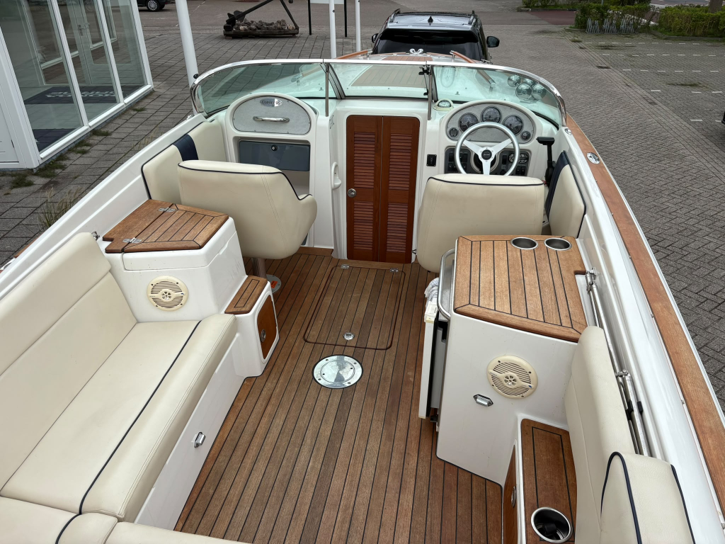 Chris Craft 25