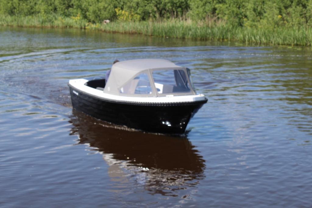 NIEUW! Clever 540 + 15 PK Tohatsu & Cabrioletkap *