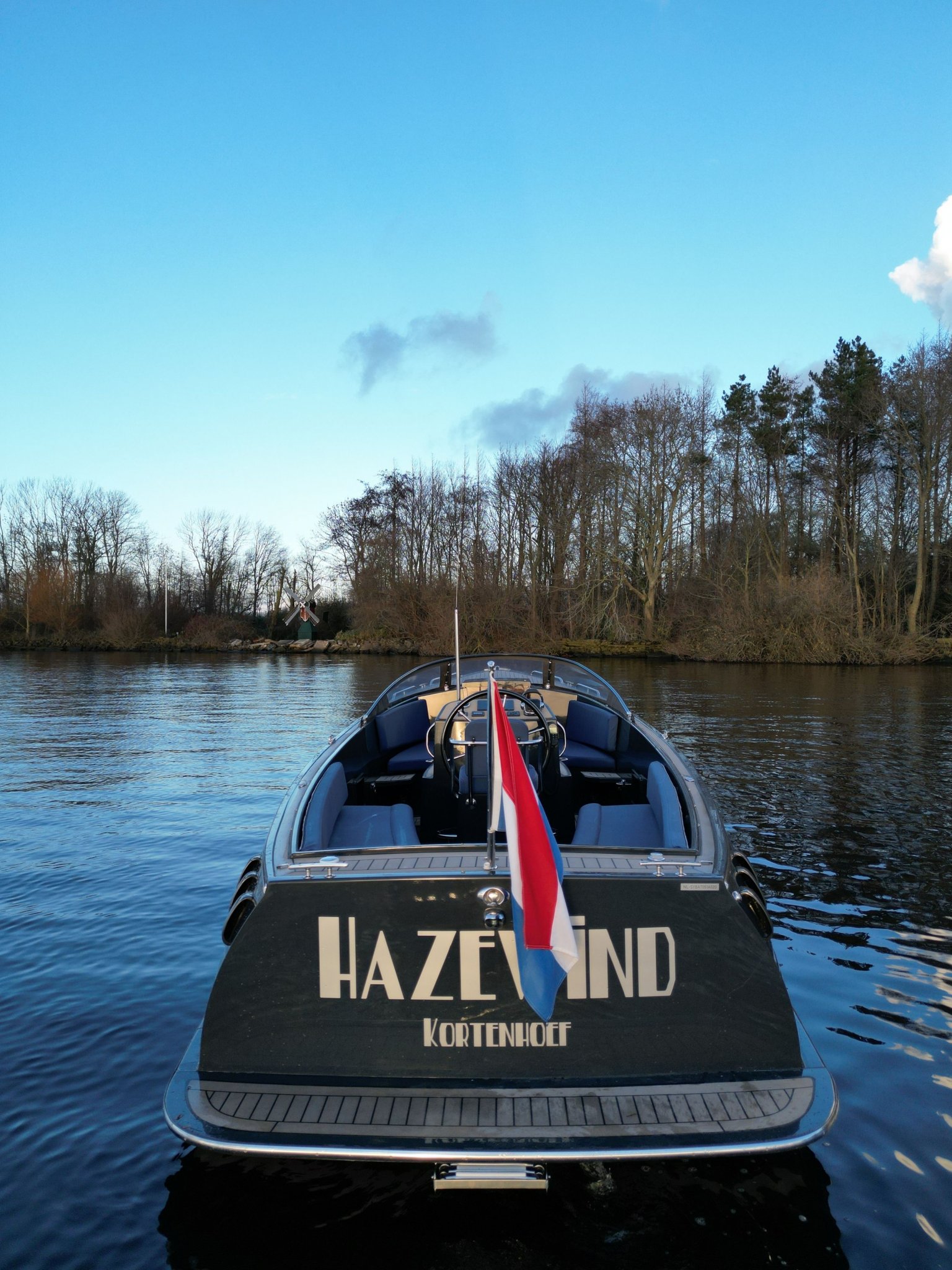 AdmiralsTender C28