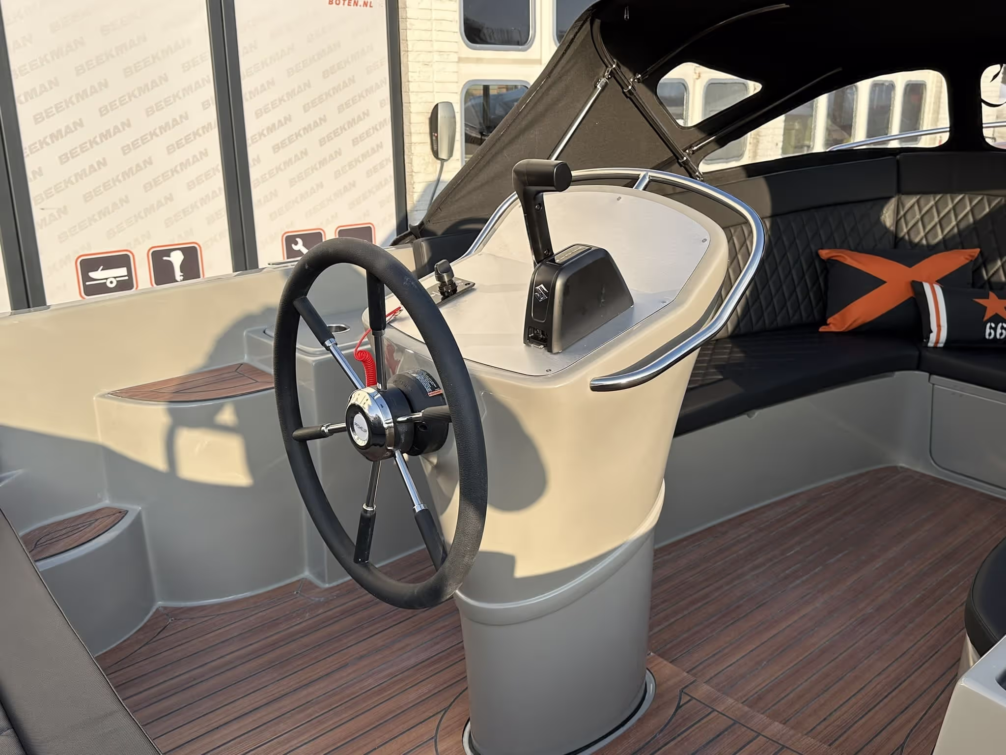 Primeur 710 Tender