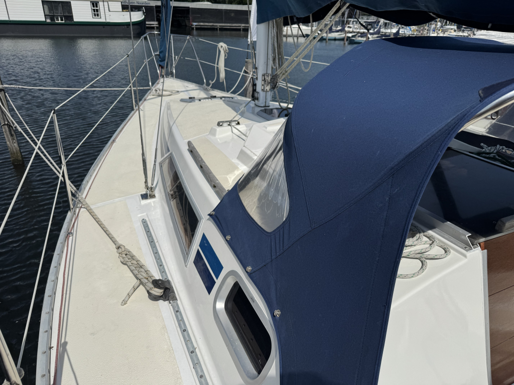 Hunter 28.5