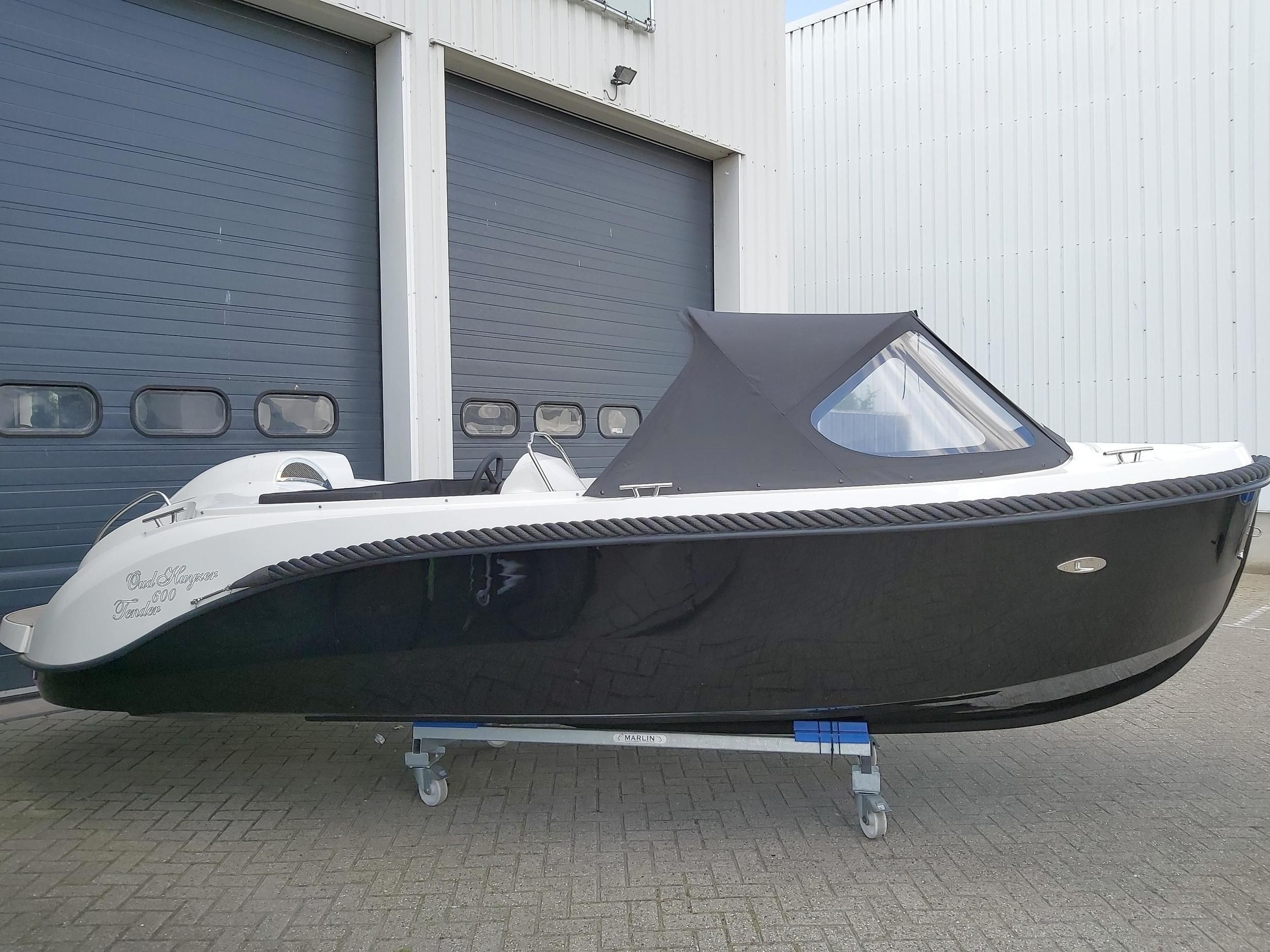 Oud Huijzer 600 Tender hoofdfoto: 1