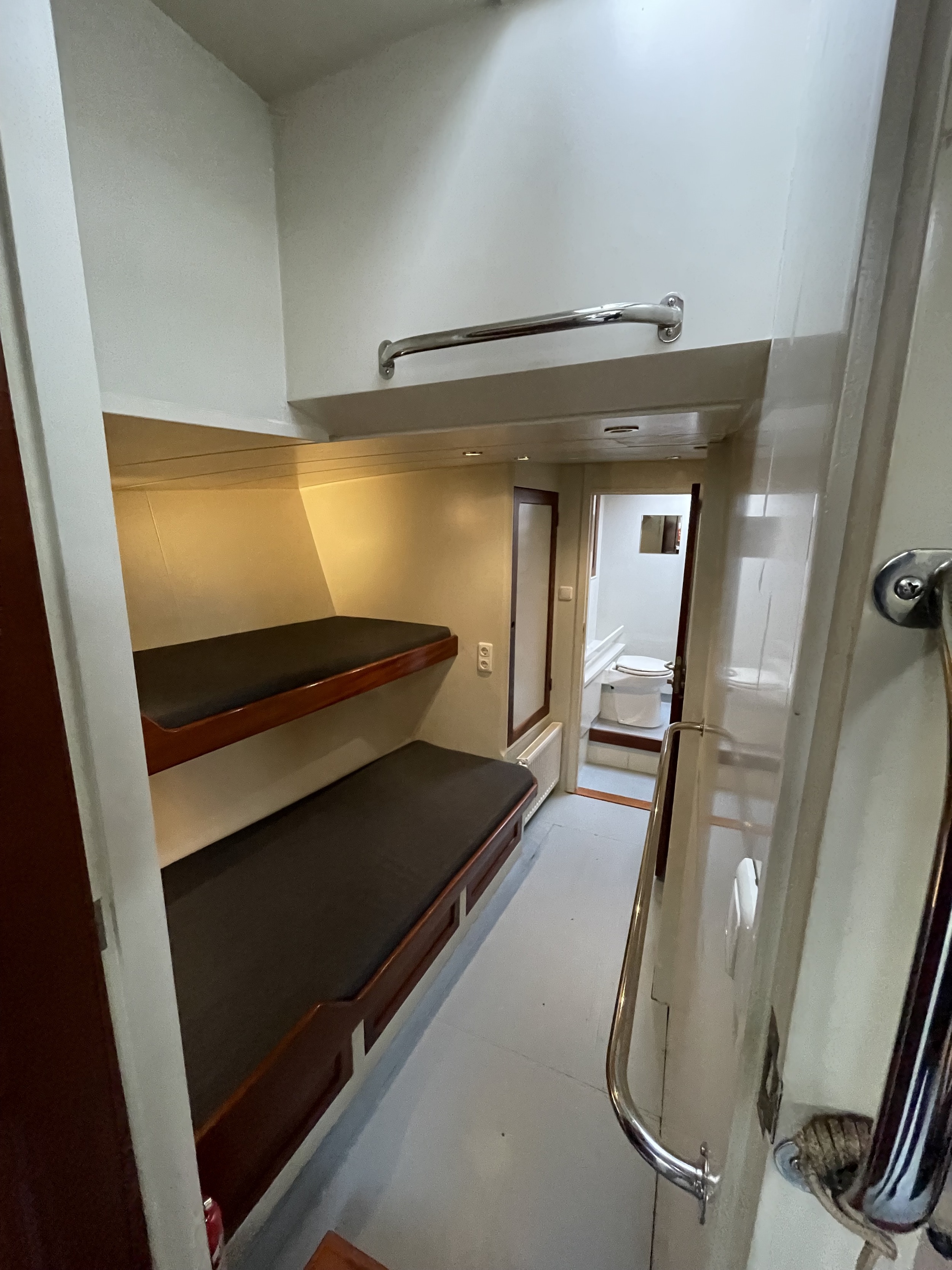 Dykstra Schooner 77, Midzwaard