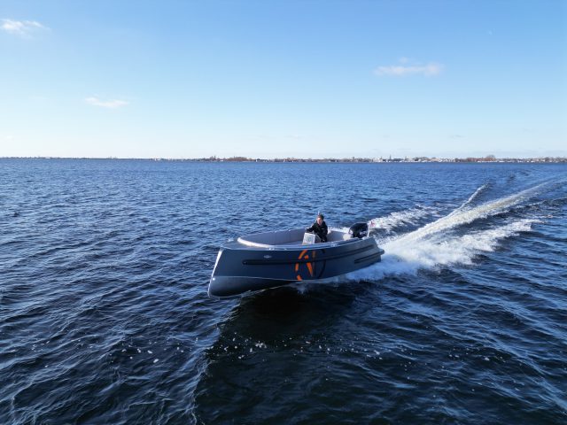 Van Vossen Sport R 700 XL ZONDAGS GEOPEND