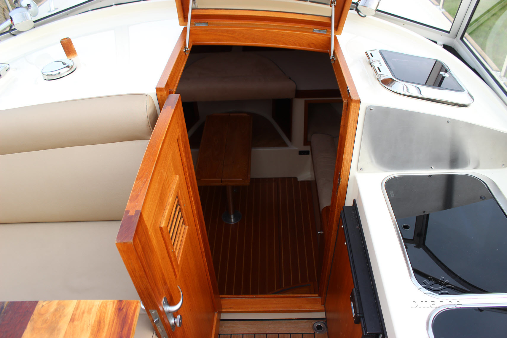 Interboat Intercruiser 29