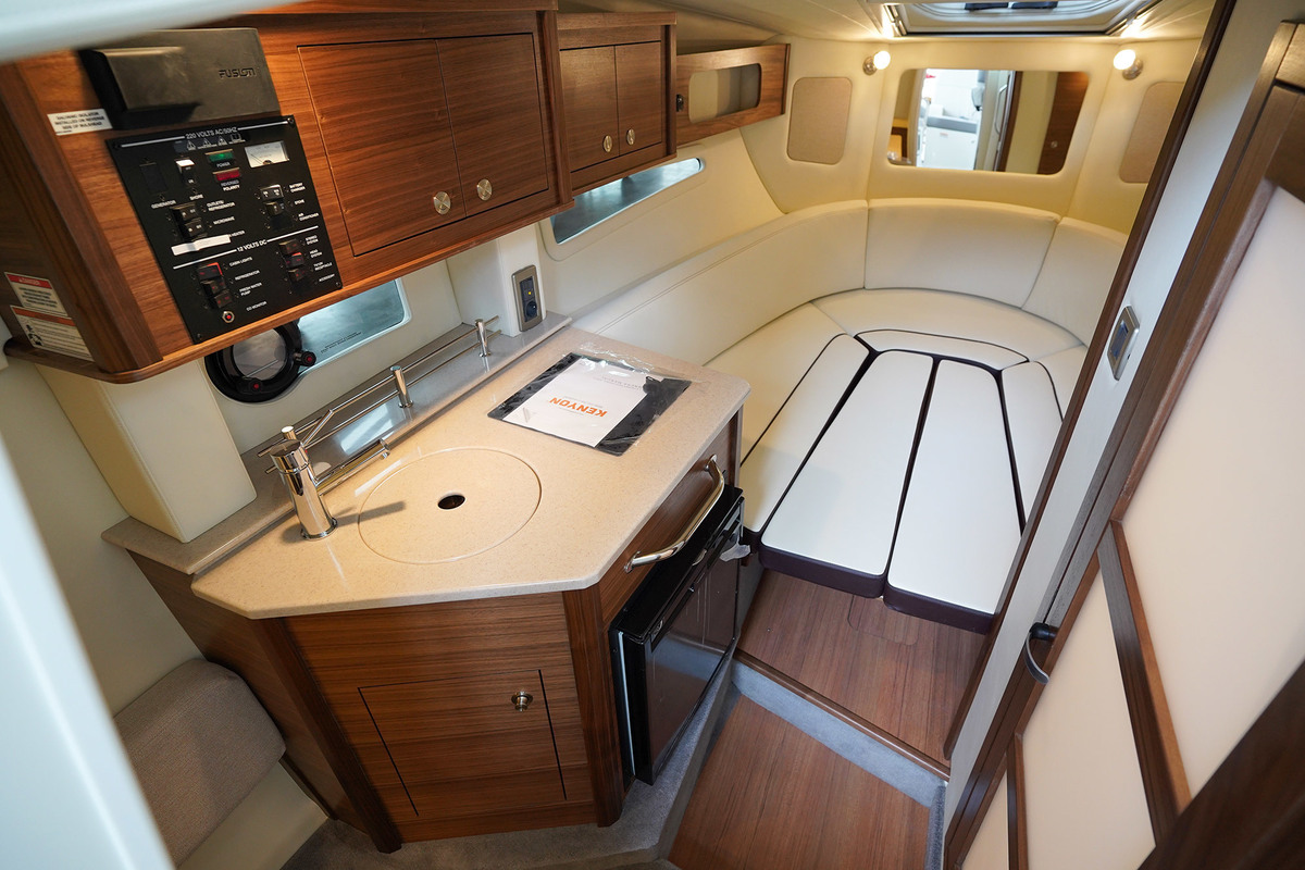 Sea Ray 265