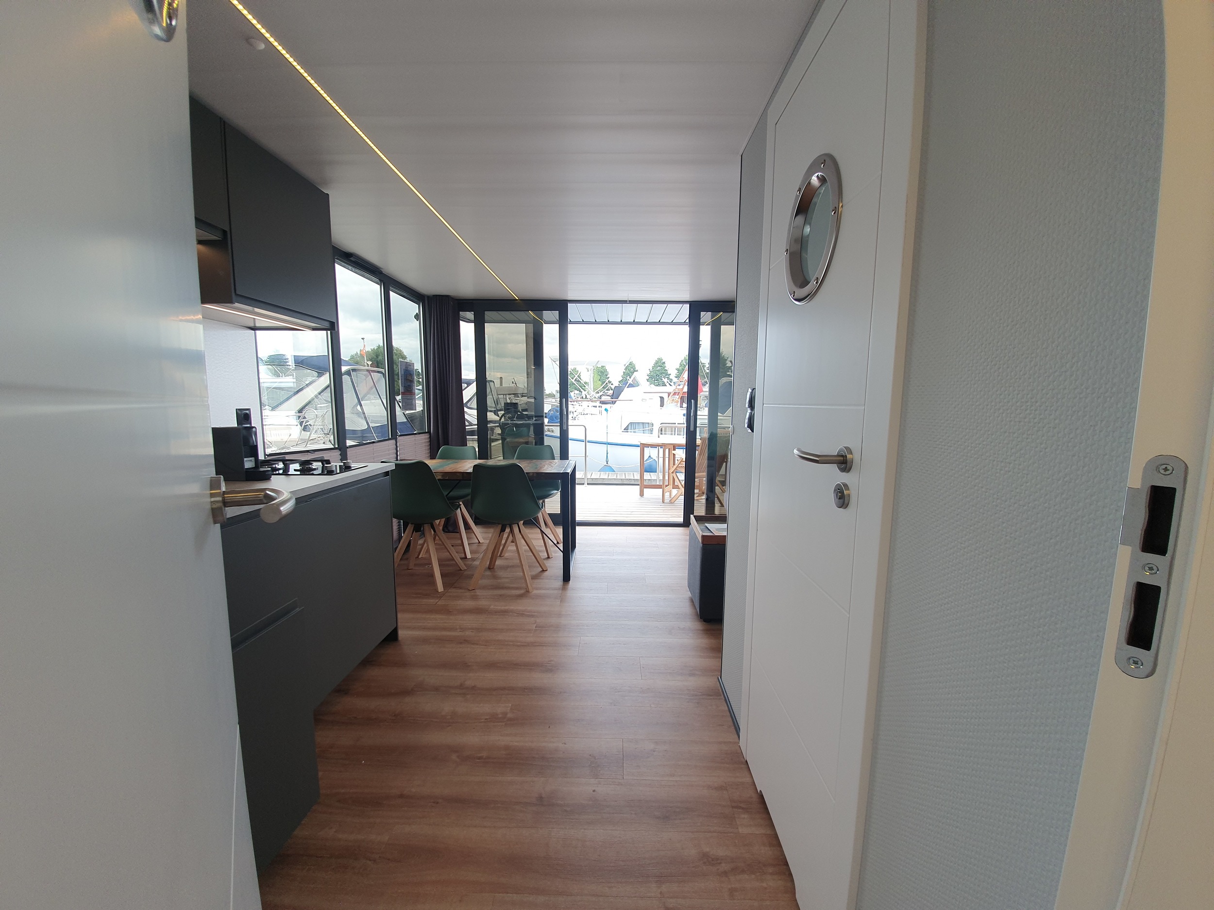 La Mare Houseboat Apartboat L - NEW